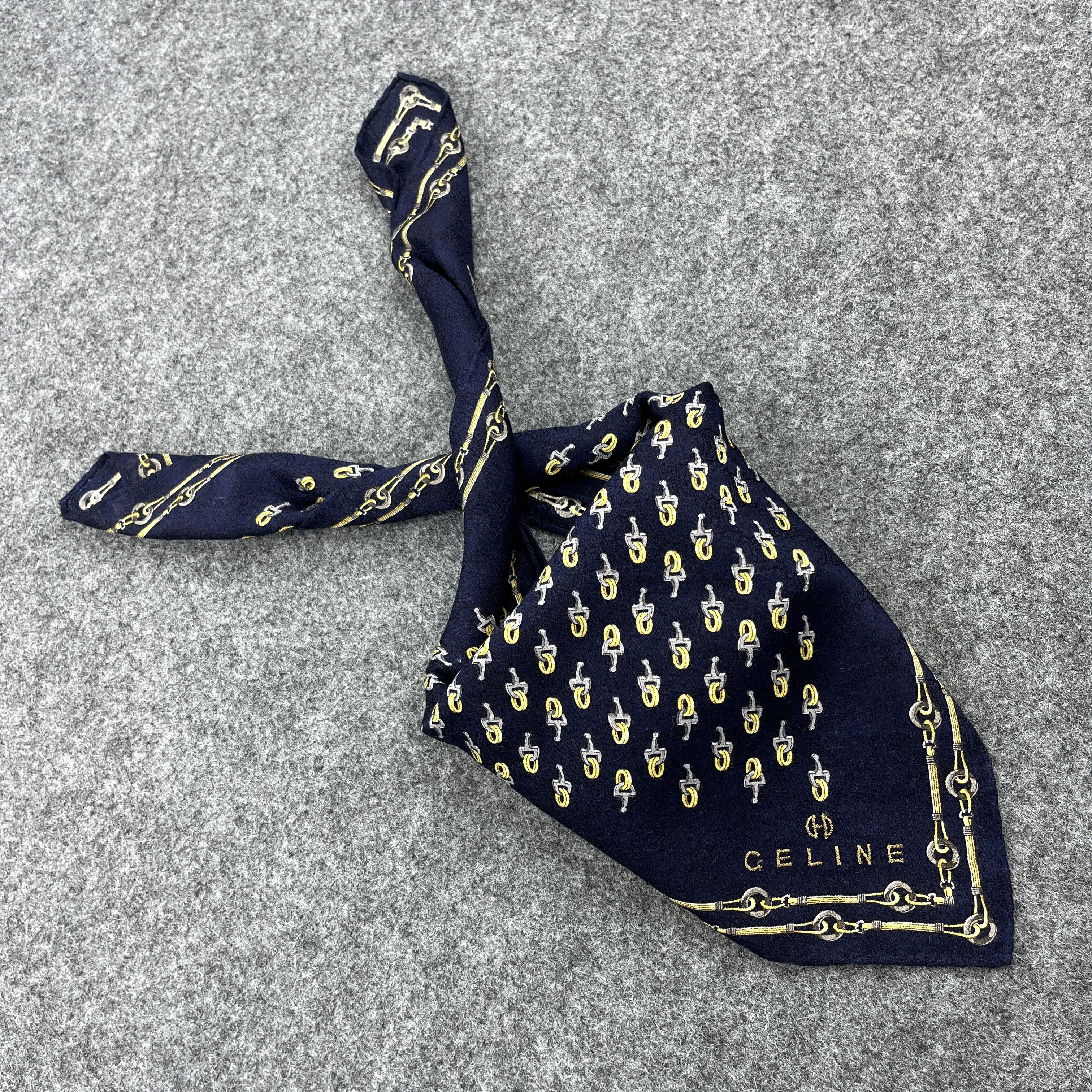 Vintage Celine Handkerchief / Bandana / Neckerchief B1527 Size ONE SIZE - 7 Thumbnail