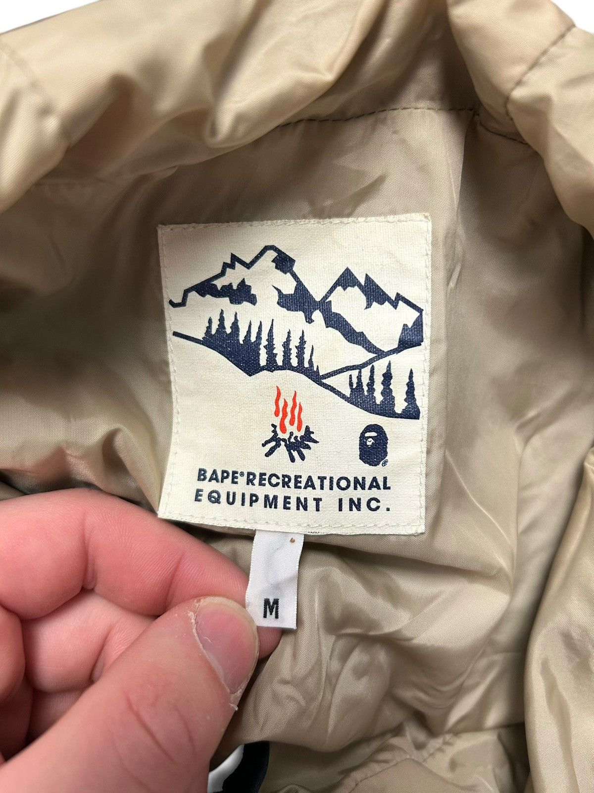 Bape Vintage Bape Mountain Sports Jacket Navy - Size Medium Size US M / EU 48-50 / 2 - 7 Thumbnail