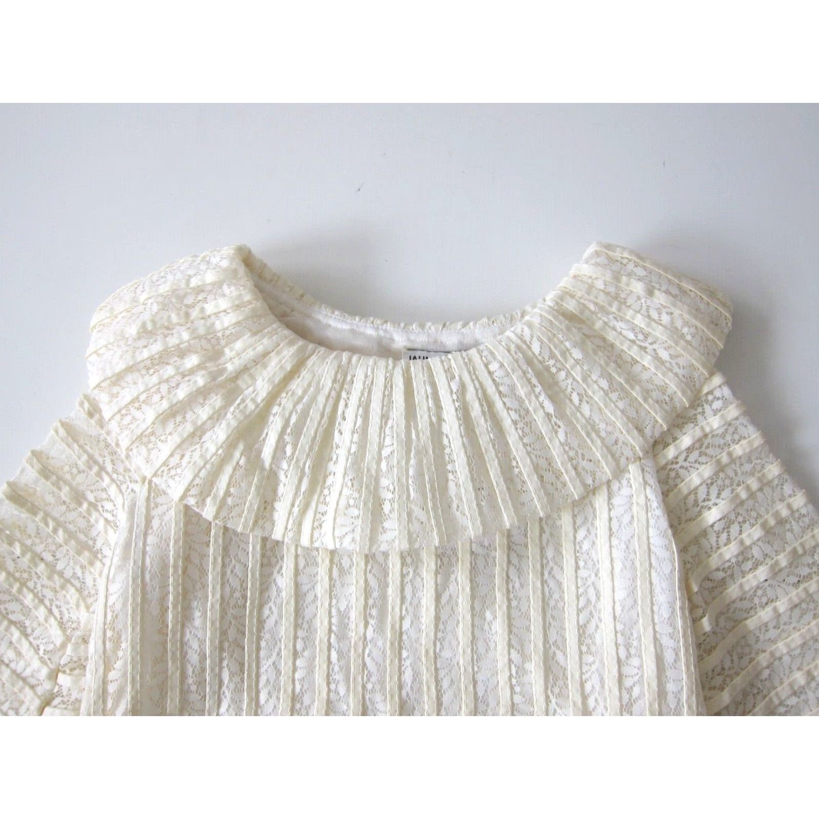 Vintage Jaune Rouge Blouse S Ivory Puff Sleeve Long Puff Sleeve Ruffle Neck NWT Women Small Floral Lace Shirt Size S / US 4 / IT 40 - 3 Thumbnail