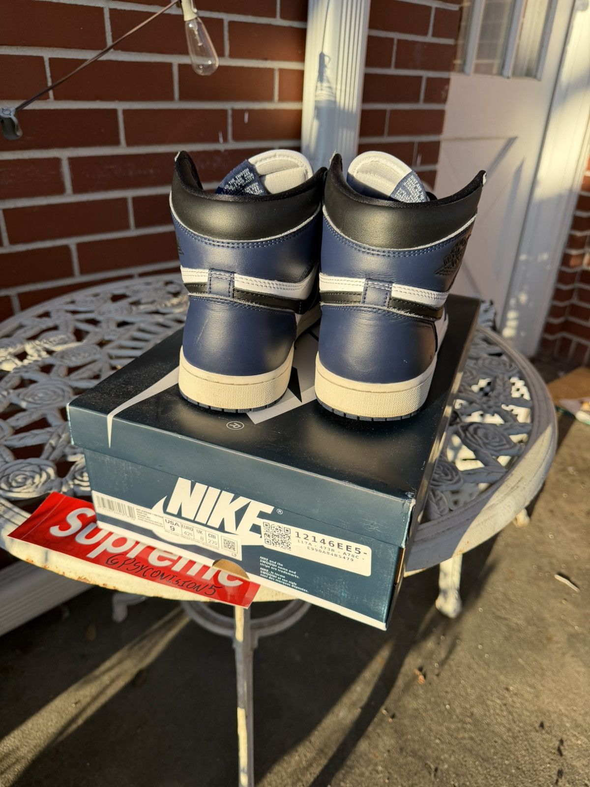 Jordan Brand Jordan 1 High OG Midnight Navy Size US 9 / EU 42 - 5 Thumbnail
