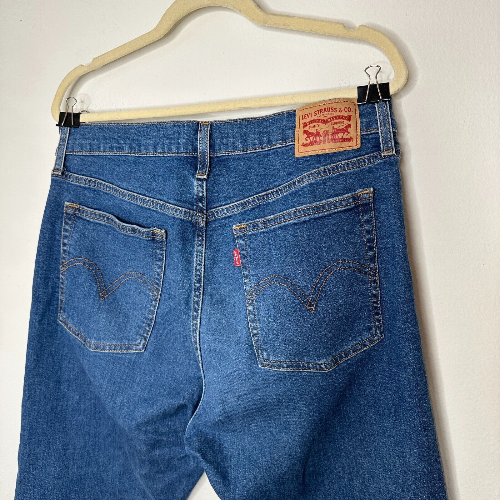 Levi's Levi's Medium Wash Wedgie Skinny High Rise Button Jean 32 Size 32" / US 10 / IT 46 - 6 Thumbnail