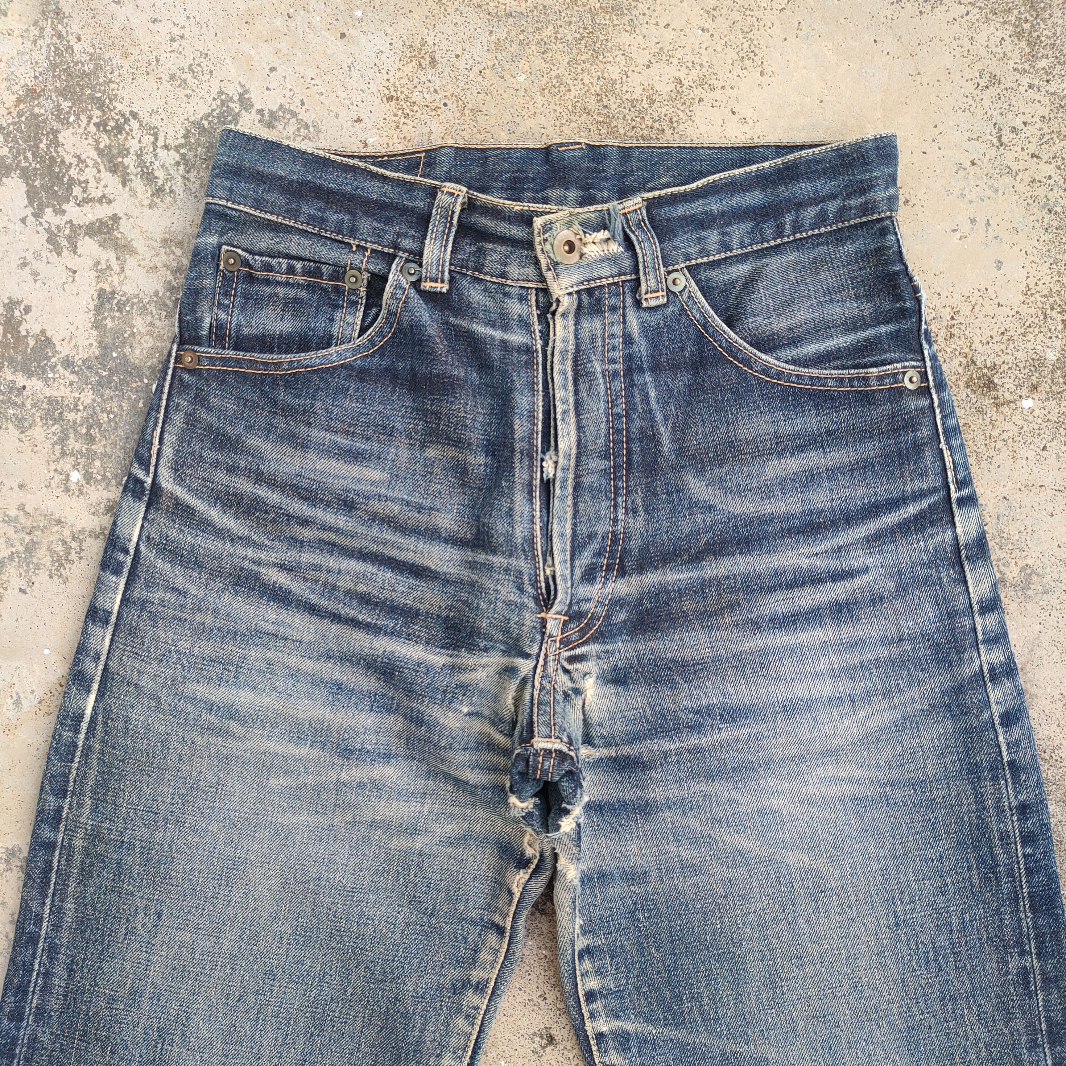 Japanese Brand VINTAGE SELVEDGE BUTTON FLY RIPPED JEANS DENIM PANTS Size US 27 - 4 Thumbnail