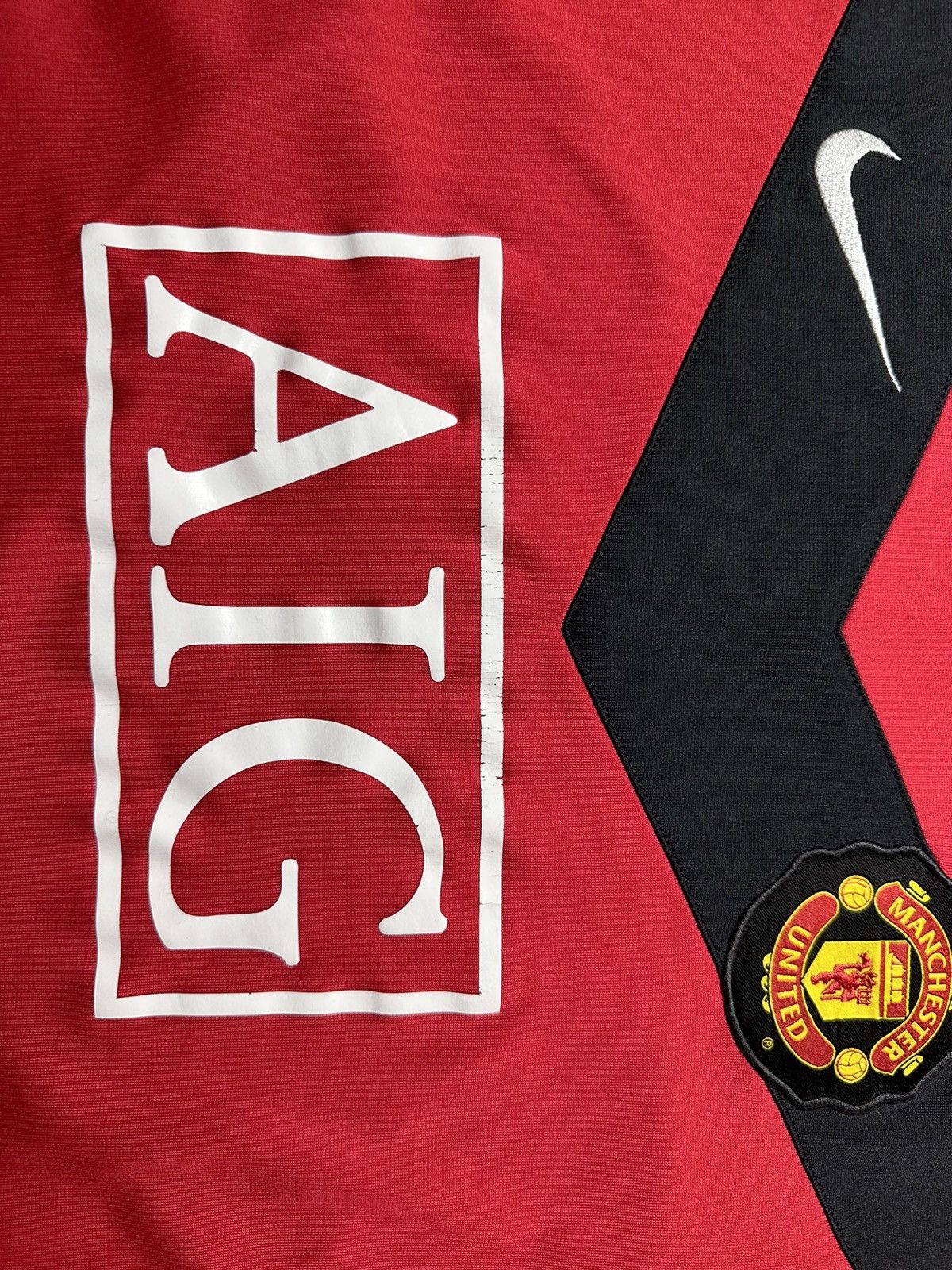 Nike × Vintage Vintage Nike Manchester United soccer jersey size M red Size US M / EU 48-50 / 2 - 6 Thumbnail