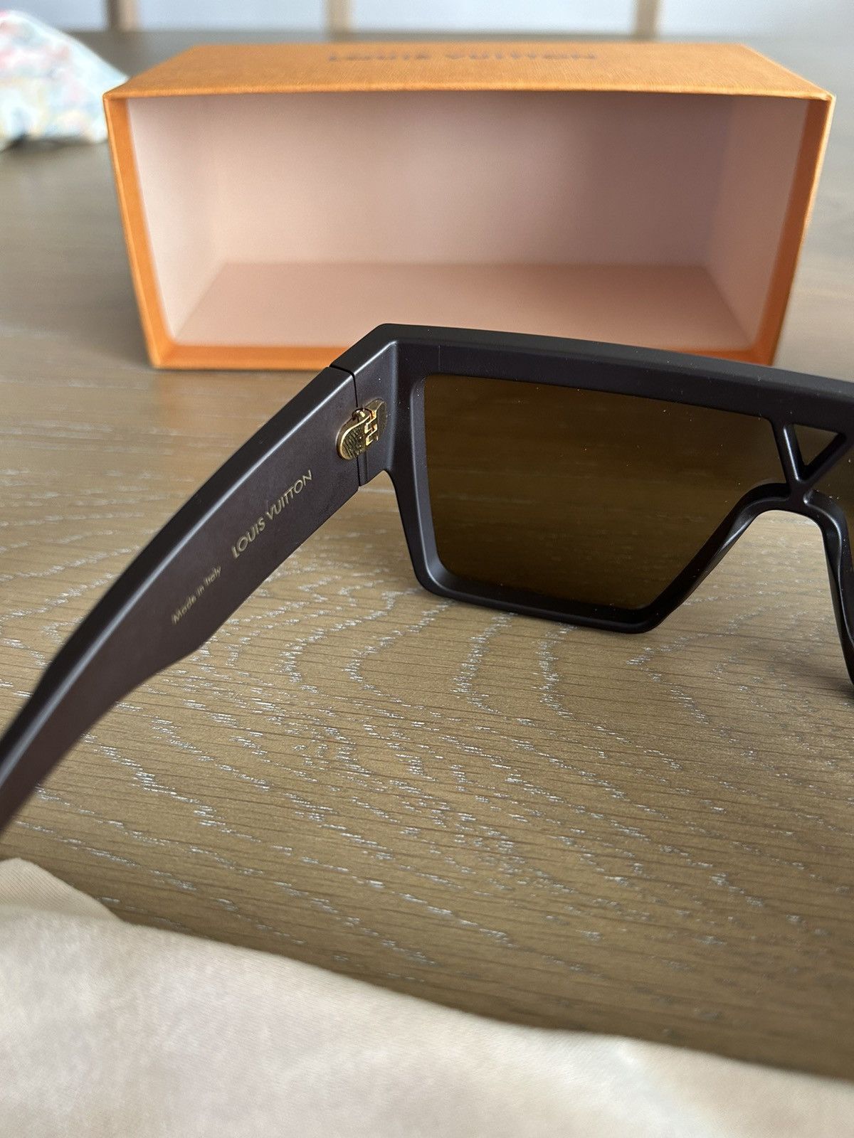 Louis Vuitton Louis Vuitton Sunglasses Size ONE SIZE - 9 Thumbnail