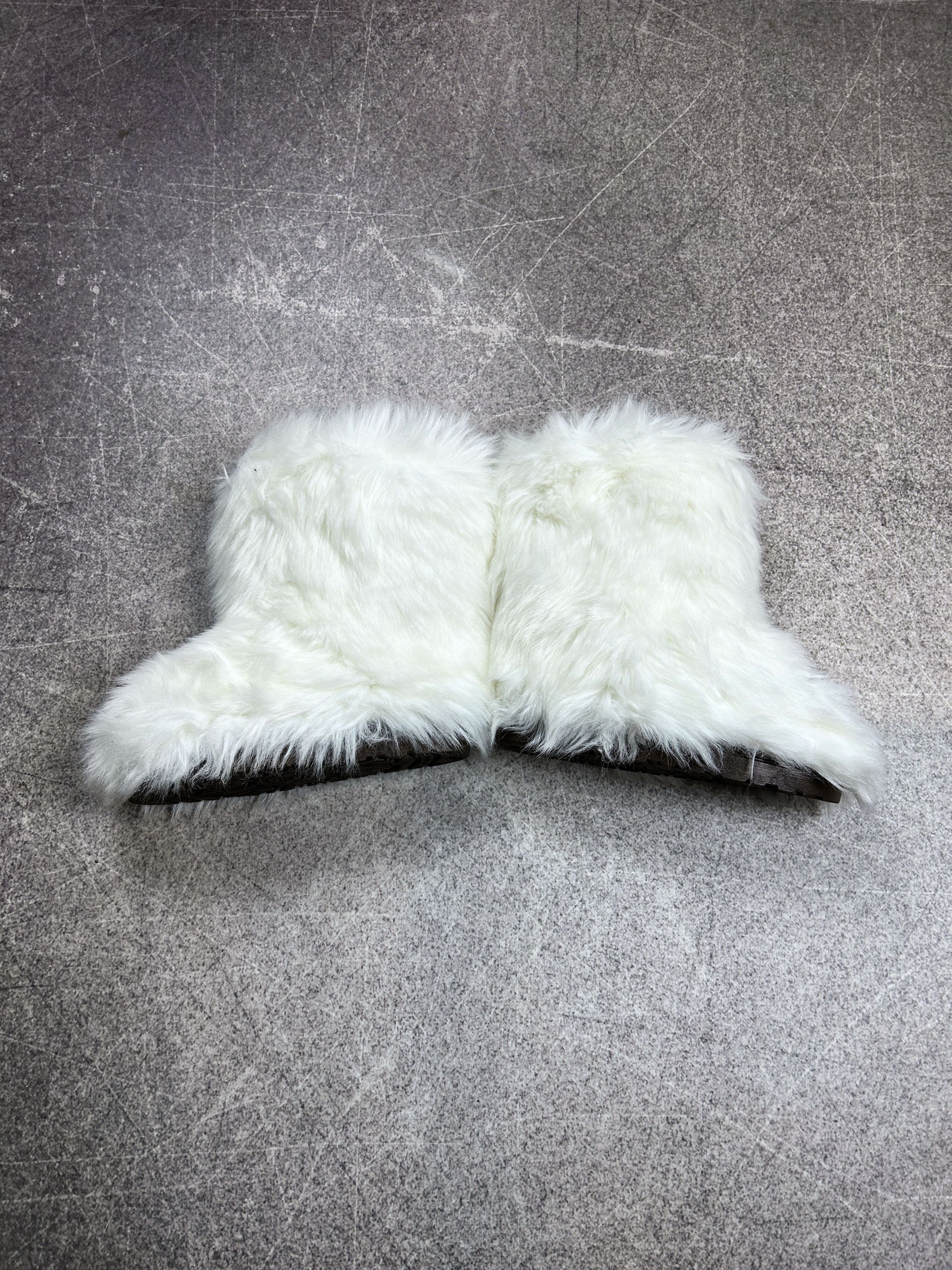 Hysteric Glamour Fur Boots White Fluffy Winter Coquette Y2K Snow Bunny Core Size US 5.5 / EU 38 - 17 Thumbnail
