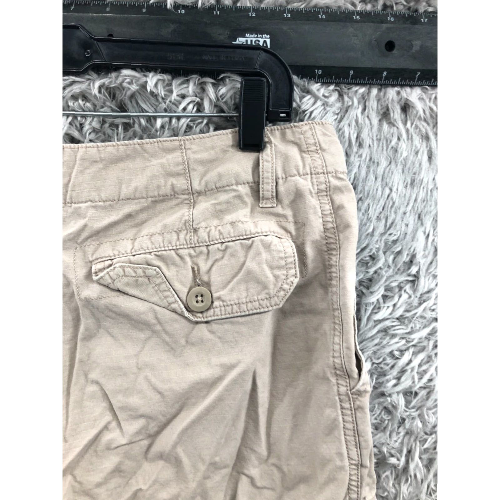 Vintage Sonoma Cargo Shorts Mens Size 32 Mid Rise Medium Wash Beige Cargo Shorts Mens Size 32 Beige Size US 32 / EU 48 - 7 Thumbnail