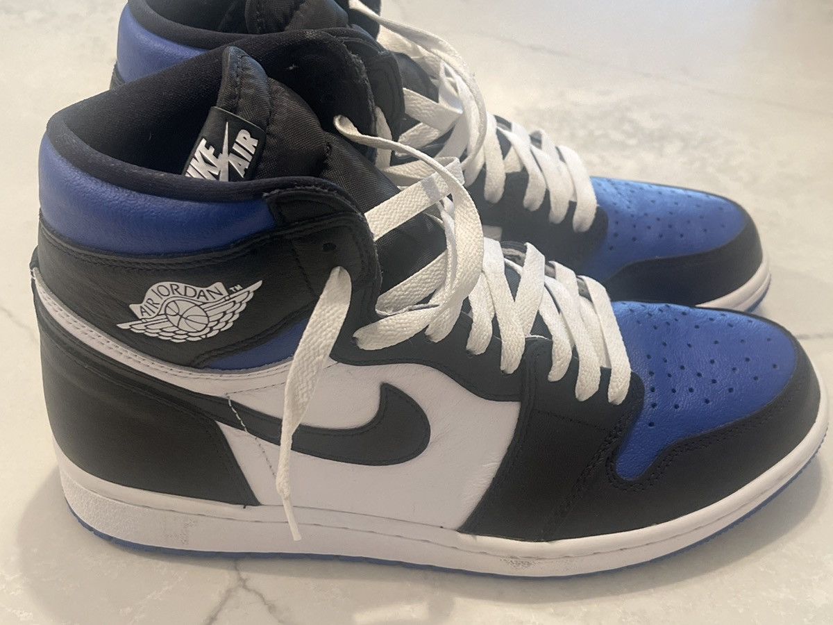 Jordan Brand × Nike Jordan 1 Retro Royal Toe Size US 10 / EU 43 - 3 Thumbnail