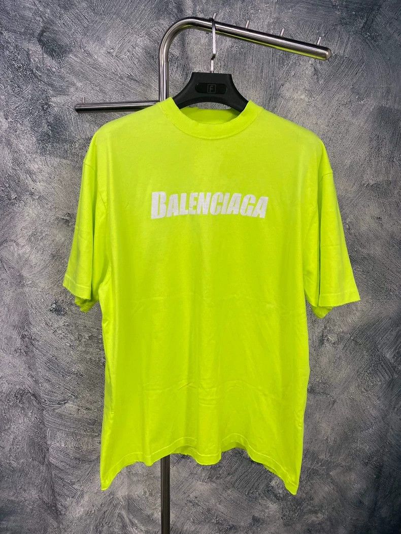 Balenciaga Balenciaga Green chest logo printed round neck long sleeve Size US S / EU 44-46 / 1 - 1 Thumbnail