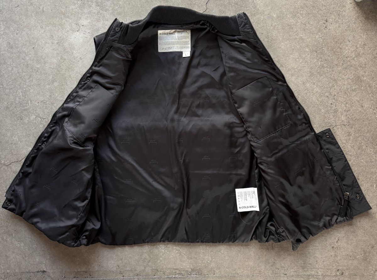 A-COLD-WALL* ACW Asymmetric 3D Padded Pocket Puffer Rib Gilet, Size L Size US L / EU 52-54 / 3 - 6 Thumbnail