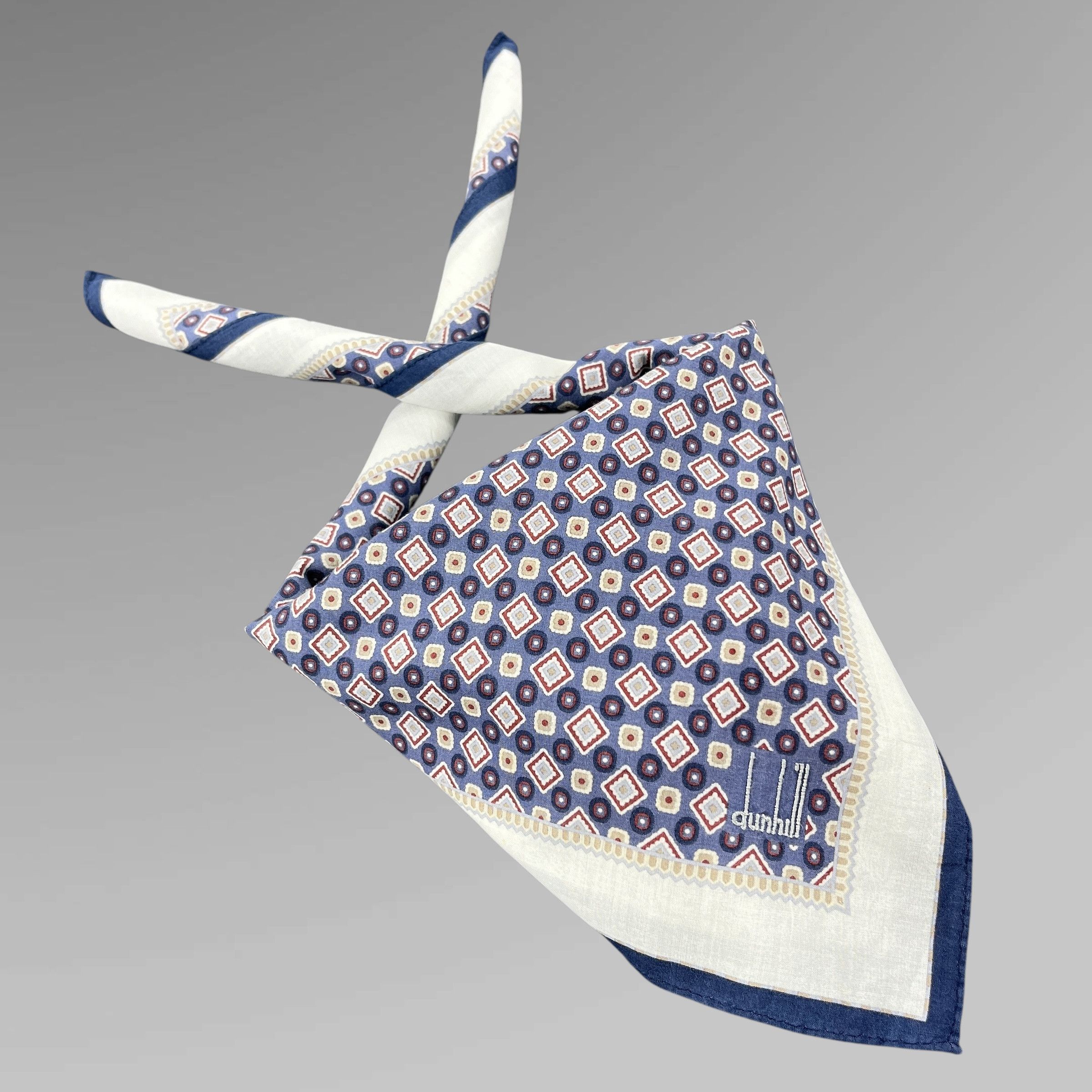 Vintage Vintage Dunhill Handkerchief / Bandana / Neckerchief B280 Size ONE SIZE - 1 Thumbnail