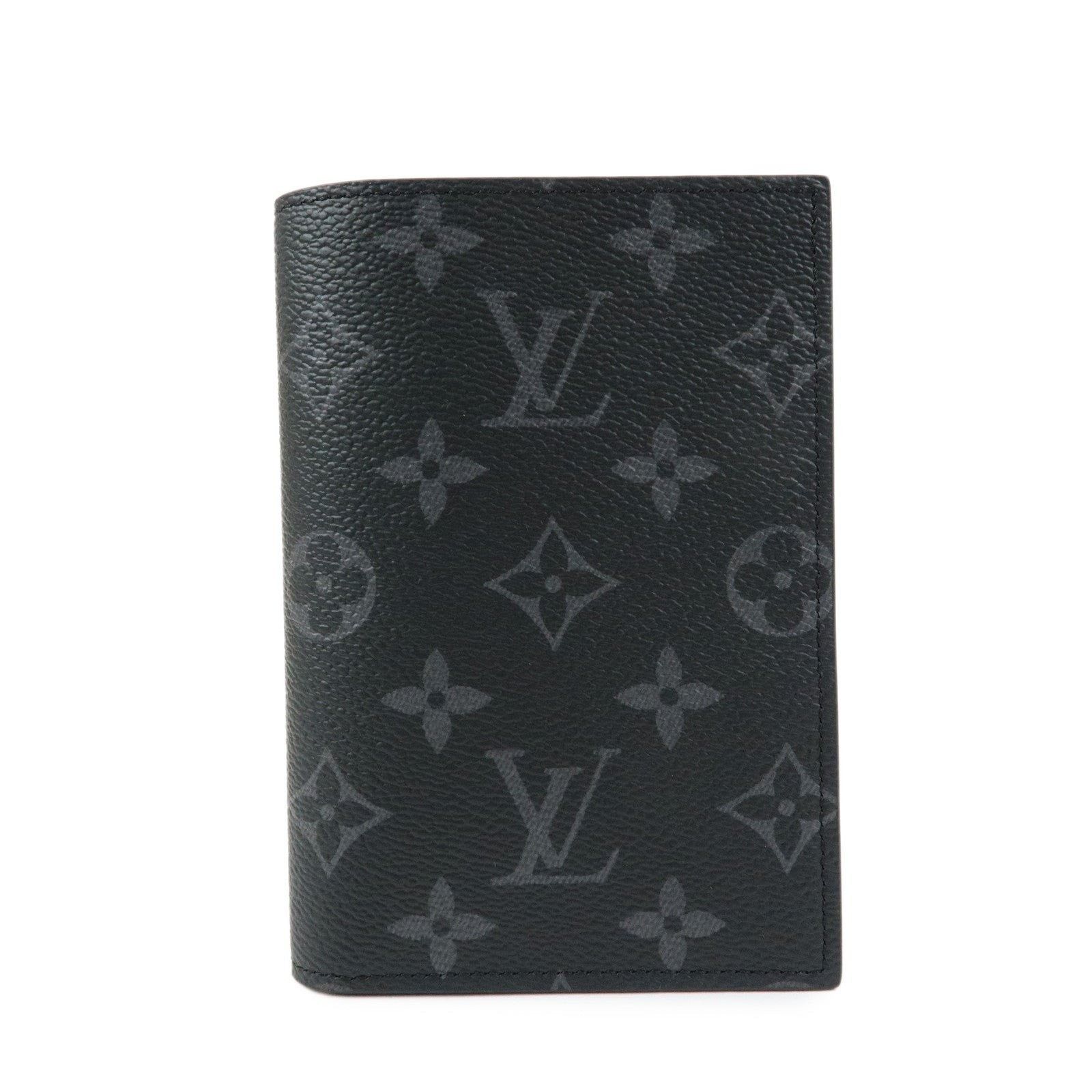 Louis Vuitton Louis Vuitton Monogram Eclipse Couverture de Passeport NM Size ONE SIZE - 1 Thumbnail