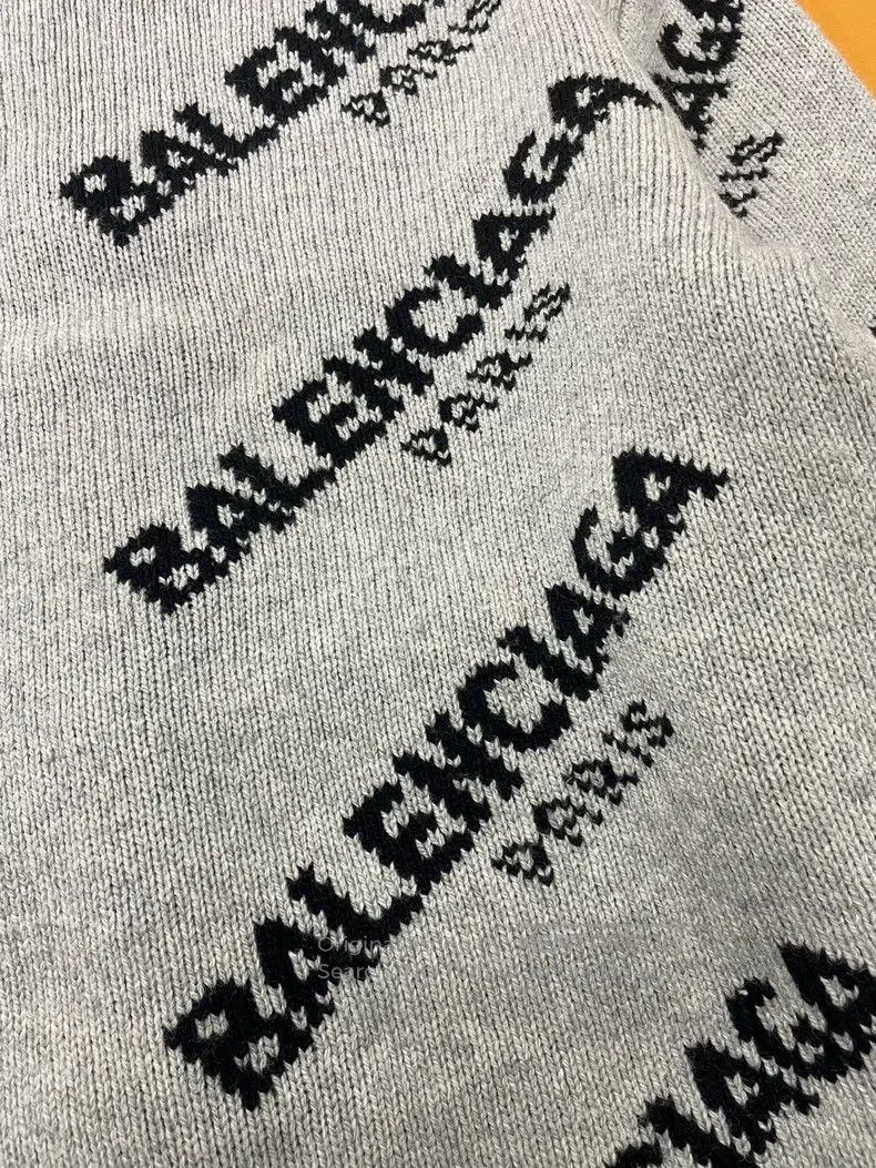 Balenciaga Balenciaga Gray sweater with large lettered logo, size M Size US M / EU 48-50 / 2 - 2 Thumbnail