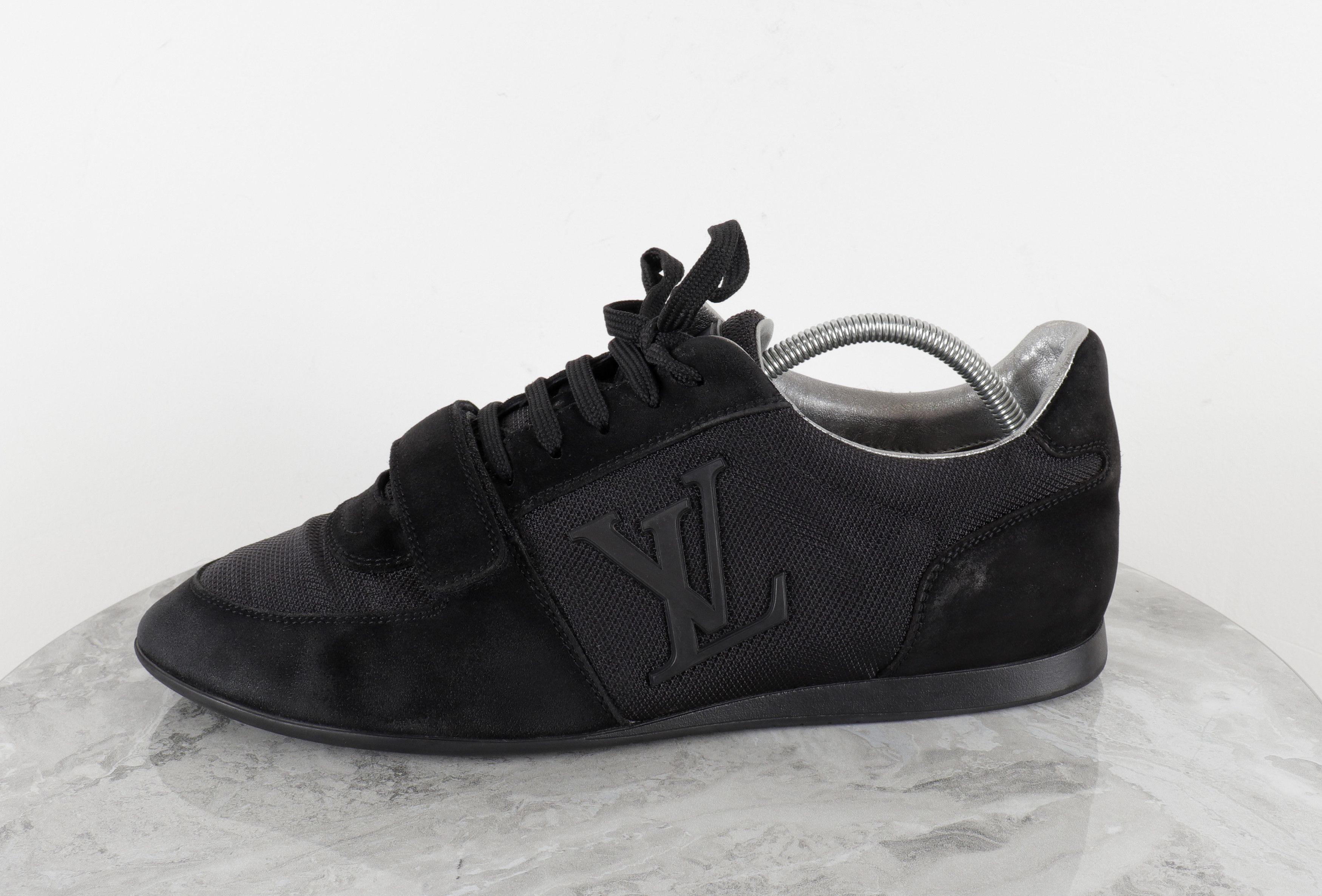 Louis Vuitton Louis Vuitton Big Logo Suede Mesh Black Sneakers Size US 8.5 / EU 41-42 - 9 Thumbnail