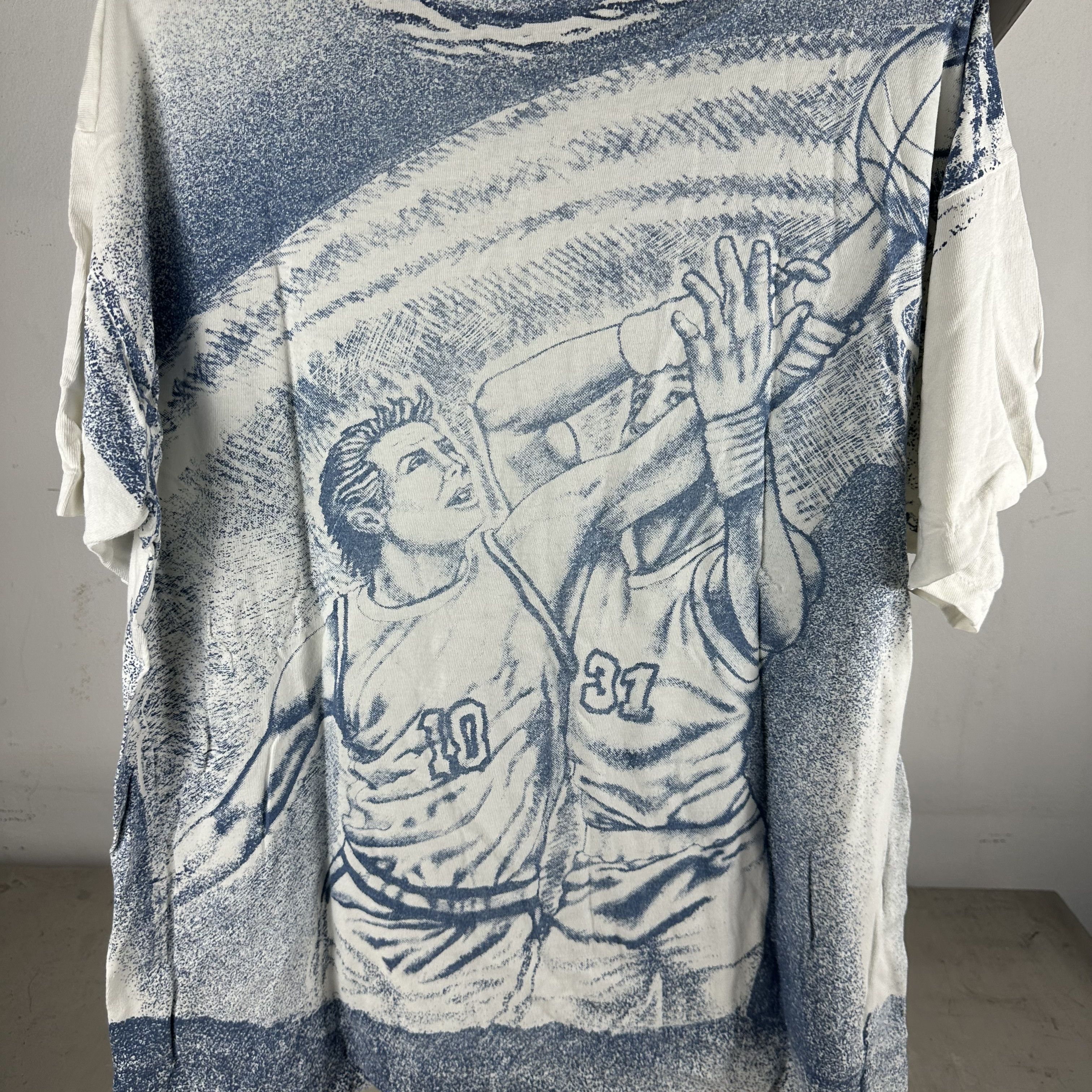 Vintage Vintage 90s Georgetown Hoyas Basketball NCAA AOP T-shirt Size US XL / EU 56 / 4 - 4 Thumbnail