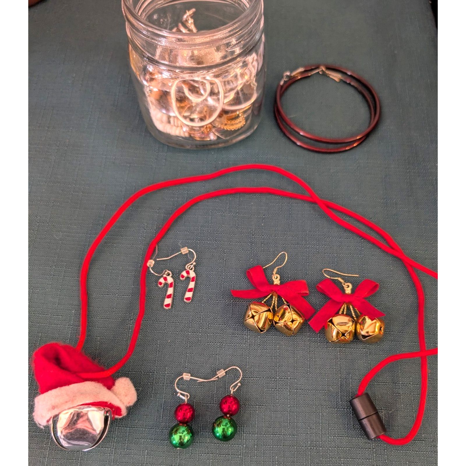 The Unbranded Brand Jewelry Jar FullEarrings/1 Necklace Hoops Studs Full Sets Size ONE SIZE - 3 Thumbnail