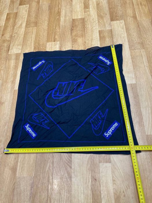 Supreme nike hot sale bandana