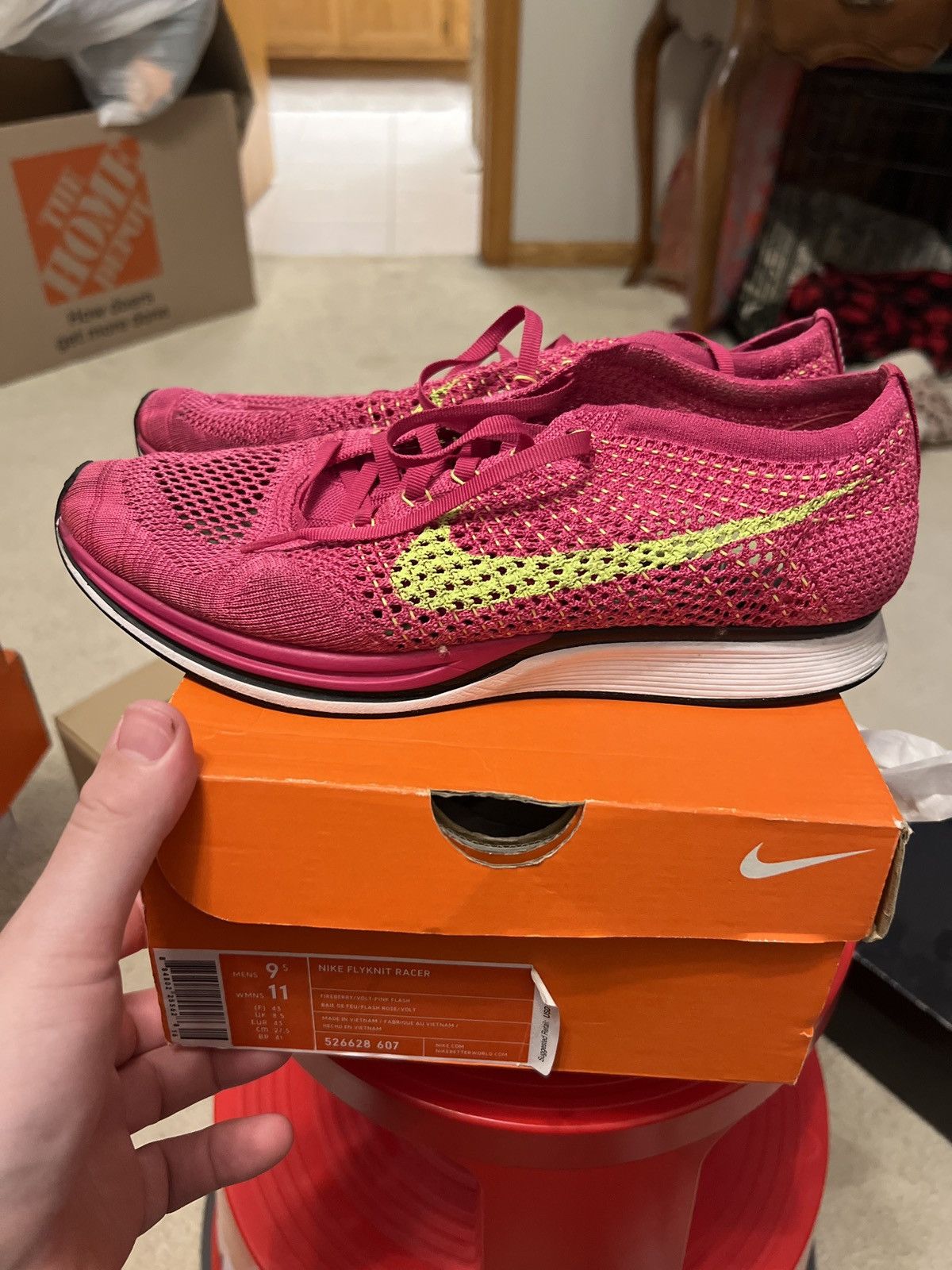 Nike Nike Flyknit Racer “Fireberry” Size US 9.5 / EU 42-43 - 2 Thumbnail