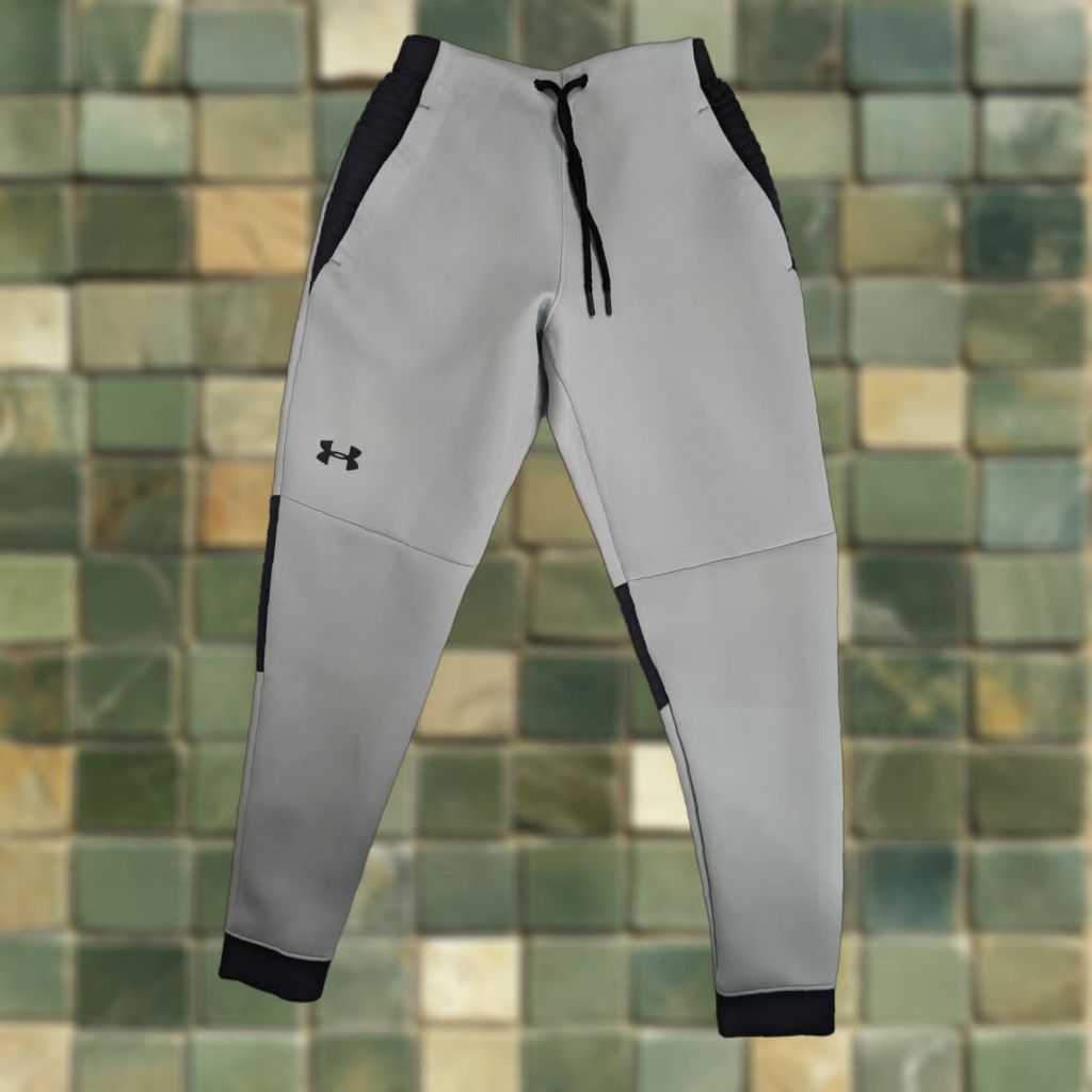 Under Armour VINTAGE Women's Under Amour Jogger Sweatpants Gray Black Size Small A2W Tapered Size 28" / US 6 / IT 42 - 1 Thumbnail