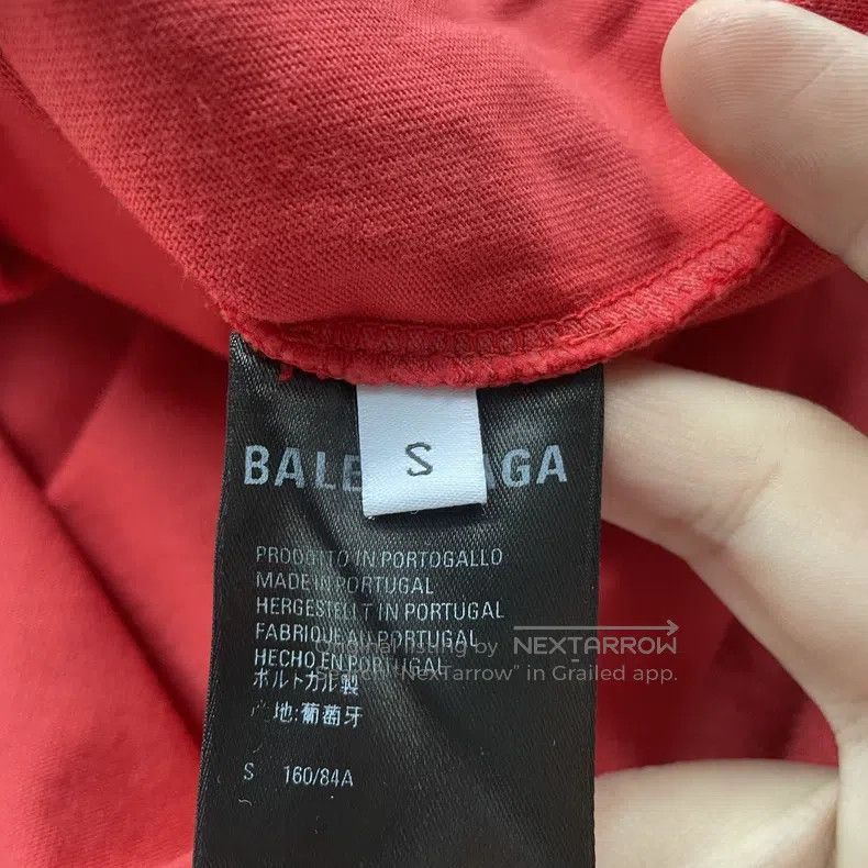 Balenciaga Balenciaga Printed Cracked Hole Distressed Washed T-Shirt Size US S / EU 44-46 / 1 - 7 Thumbnail