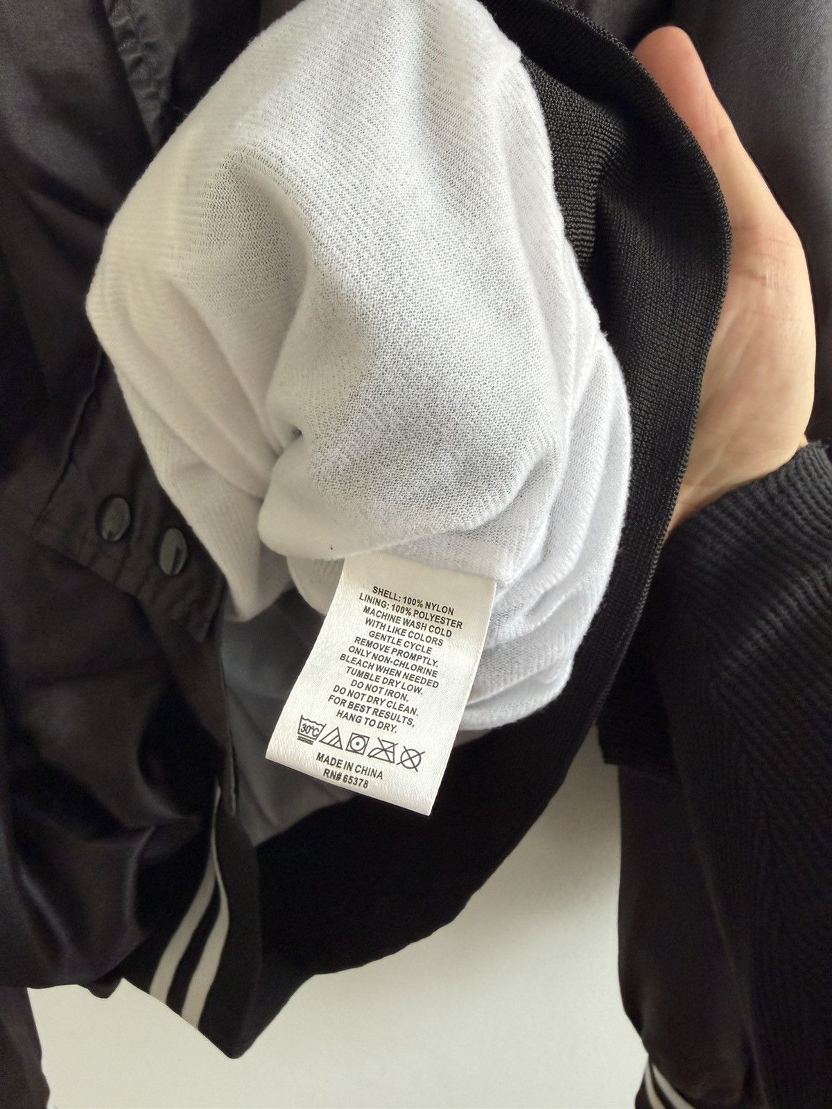 Darc Sport *RARE* OG DARC SPORT WOLVES BODYBUILDING FITNESS BOMBER Size US L / EU 52-54 / 3 - 6 Thumbnail