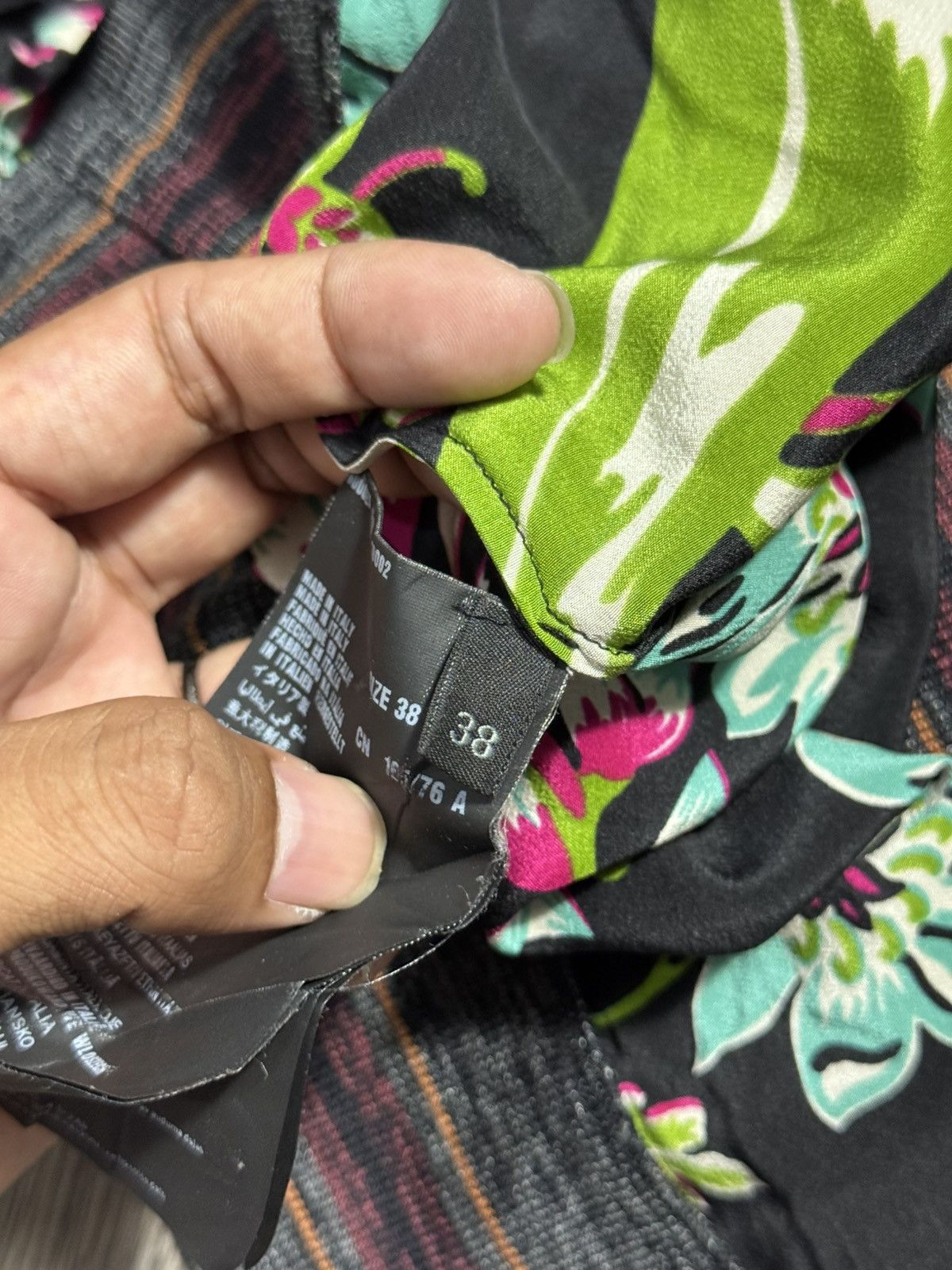 Prada Prada Full Print Rose Size M / US 6-8 / IT 42-44 - 4 Thumbnail