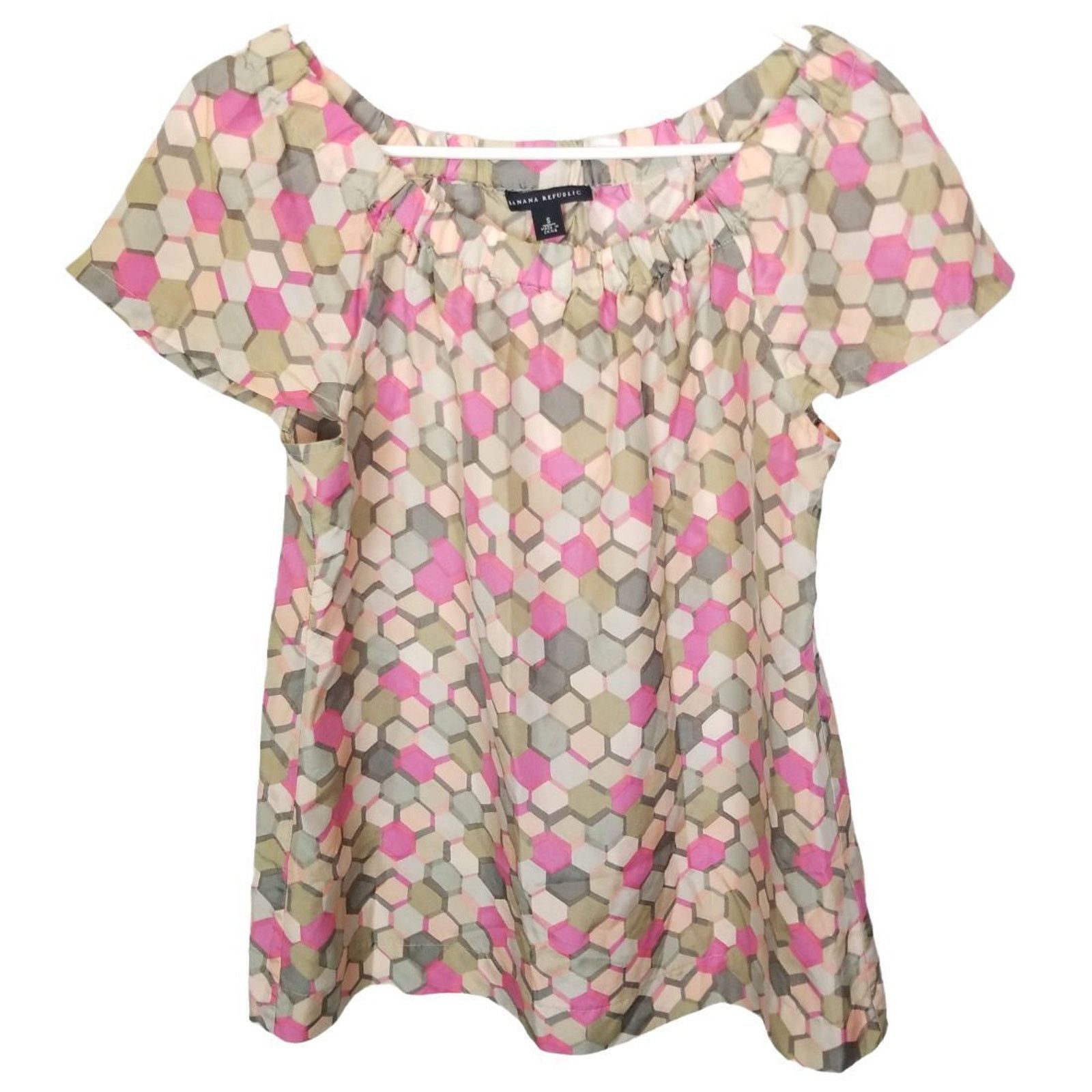 Banana Republic Banana Republic Womens Geometric 100% Silk Blouse Size S Size S / US 4 / IT 40 - 1 Thumbnail