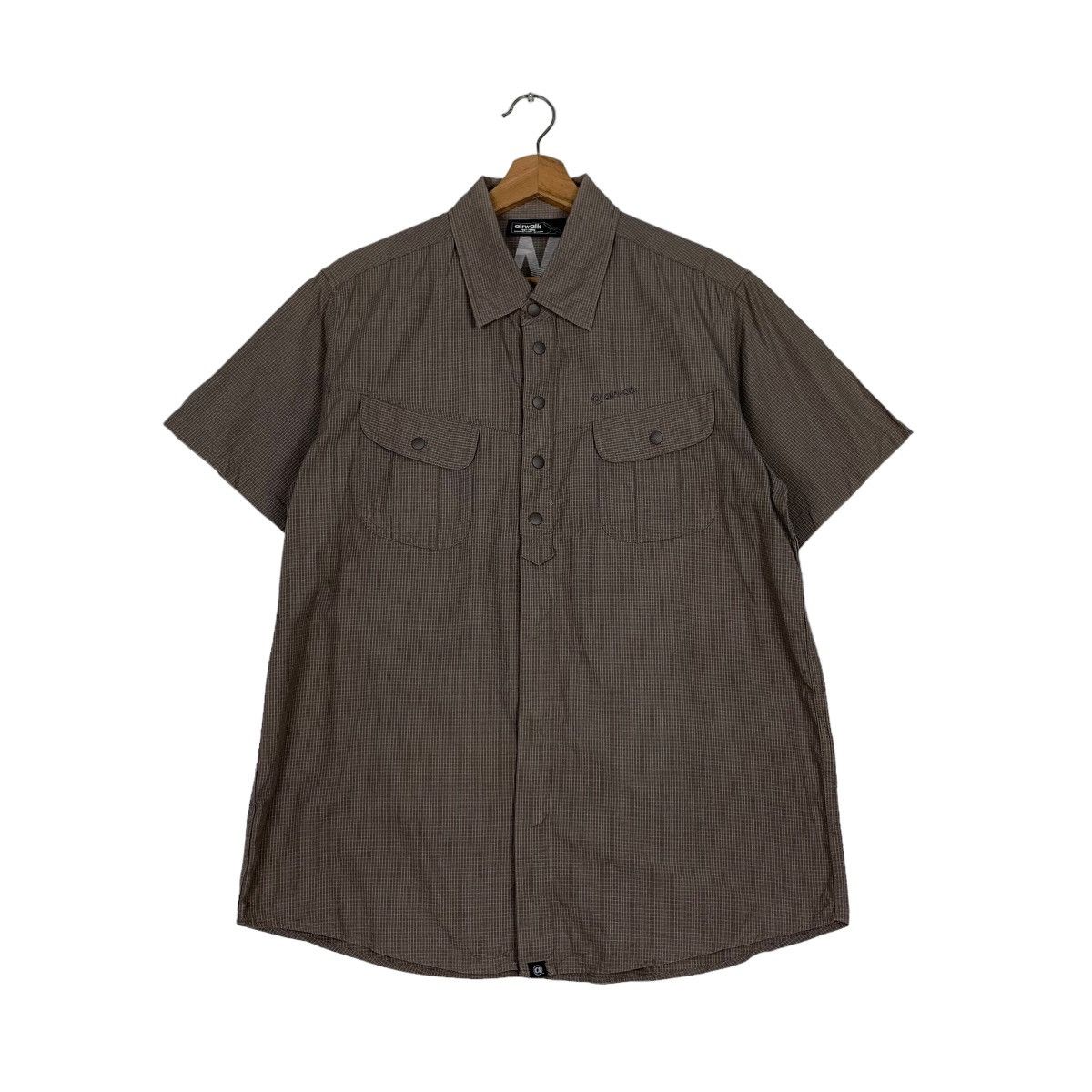 Airwalk AIRWALK Embroidery Small Logo Button Shirt #0485-C22 Size US L / EU 52-54 / 3 - 1 Thumbnail