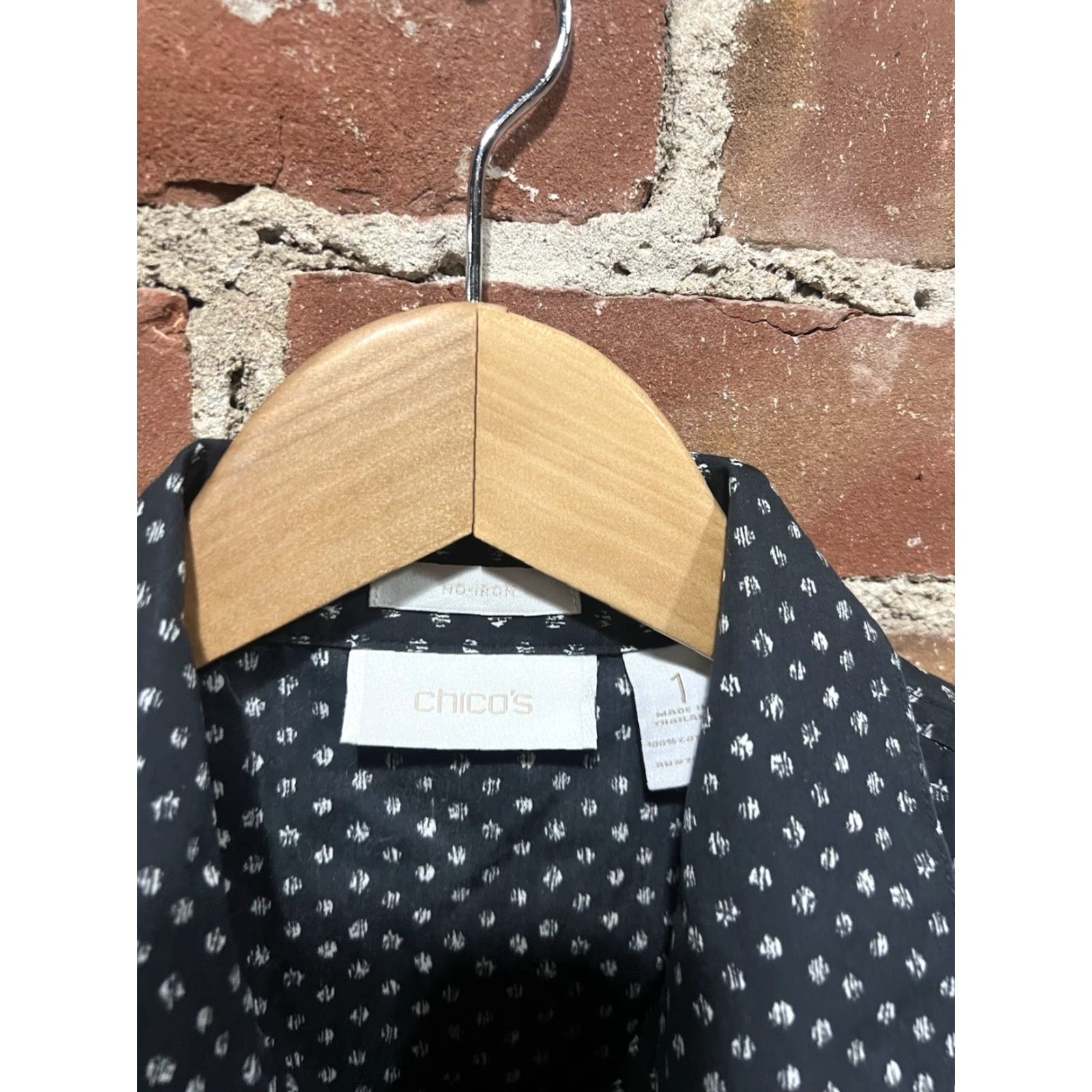 Vintage Chicos Womens Black Polka Dot Long Sleeve Button-Up Shirt Size 1 Size XS / US 0-2 / IT 36-38 - 3 Thumbnail