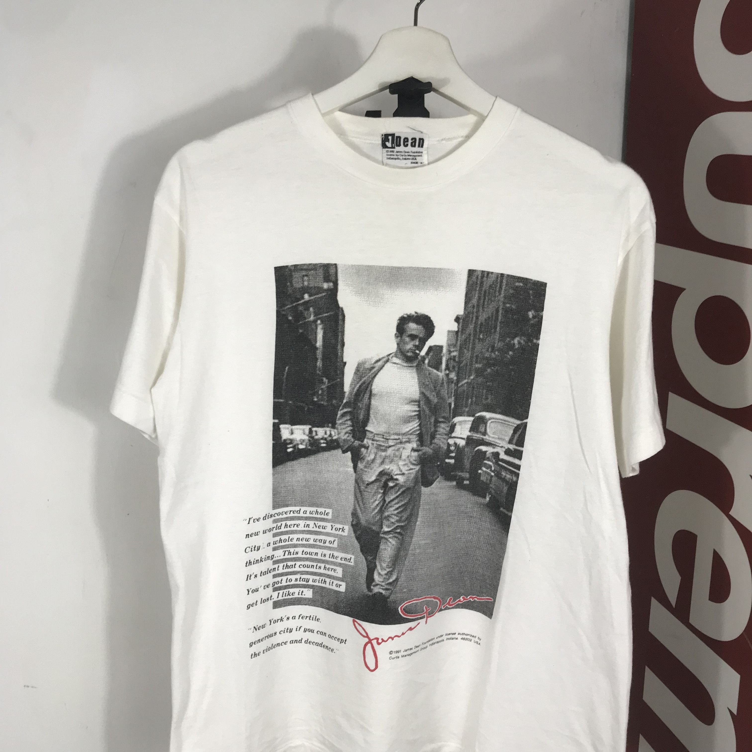 Band Tees Vintage 90s James Dean 1991 Curtis Portrait White Tee Shirt Size US M / EU 48-50 / 2 - 2 Thumbnail