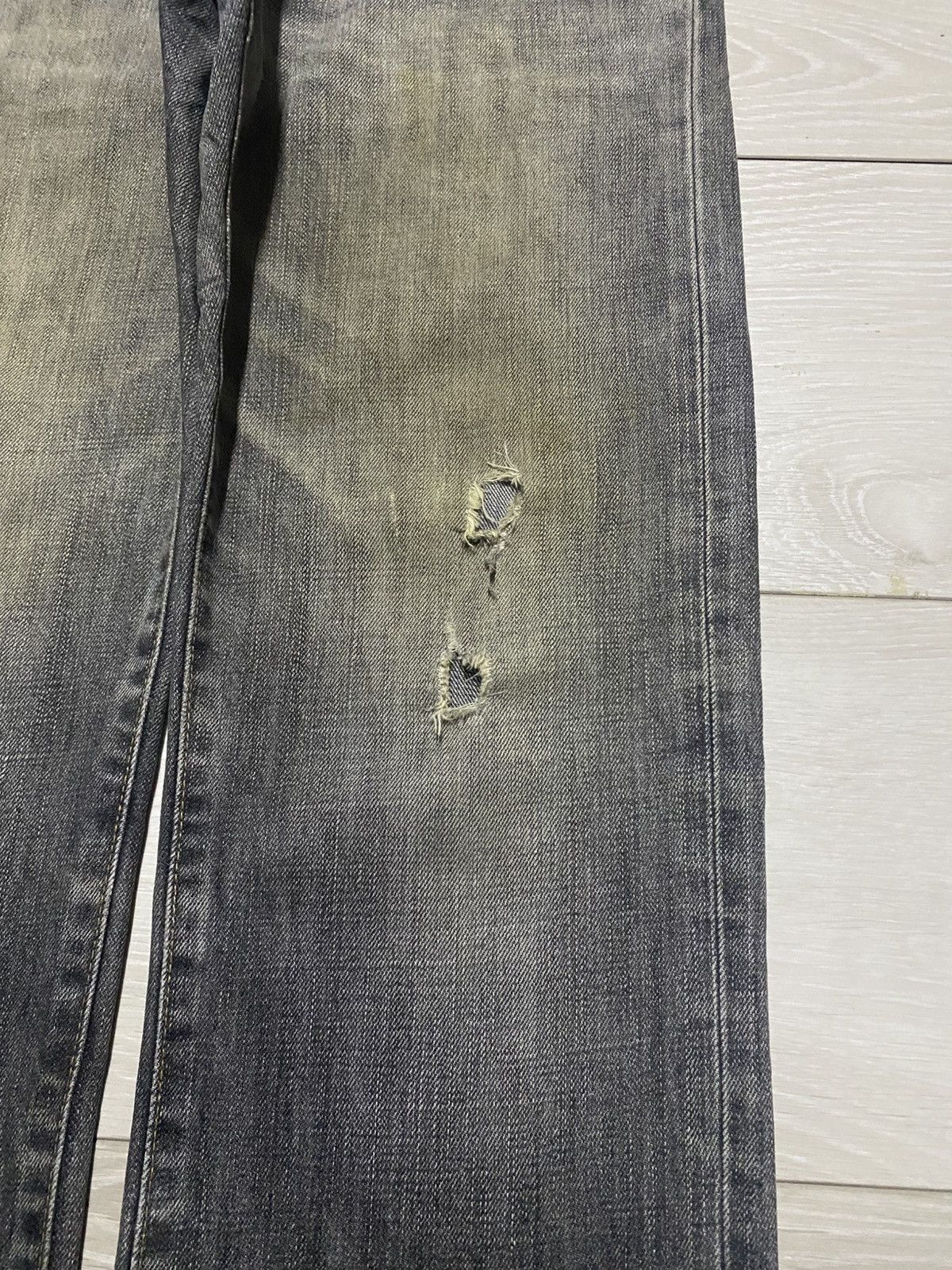 Undercover × Uniqlo Vintage Japanese Brand Uniqlo S002 Mud Wash Distressed Jeans Size US 29 - 8 Thumbnail