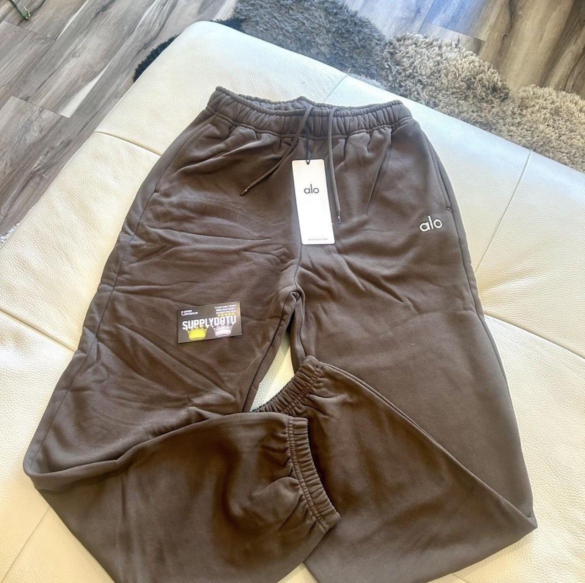 Alo PANTS SOLD/ Zip Up on another listing Size US M / EU 48-50 / 2 - 5 Thumbnail