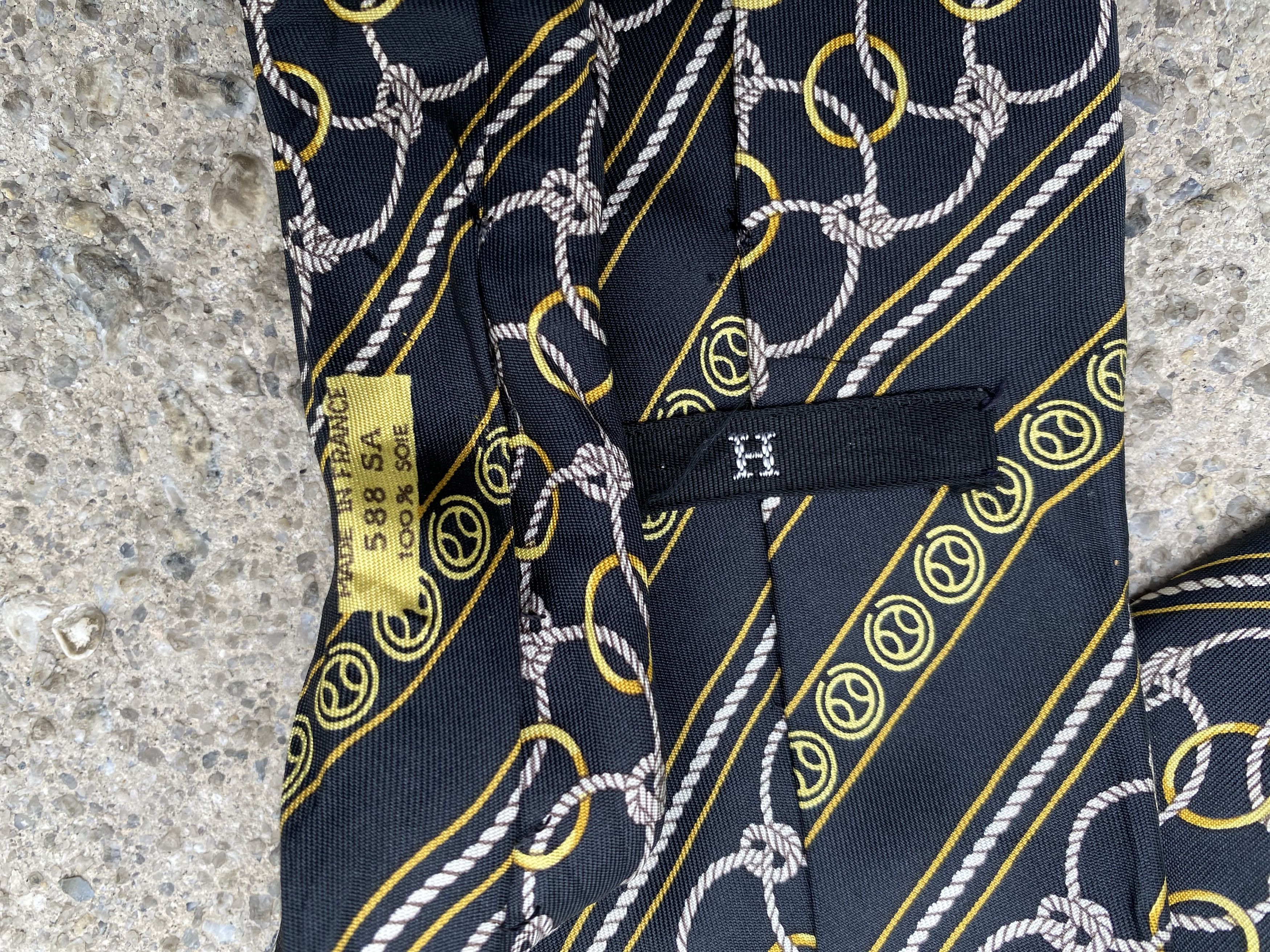 Hermes Vintage 80’s HERMES 588 SA Tied Chainage O-rings Tie Size ONE SIZE - 7 Thumbnail