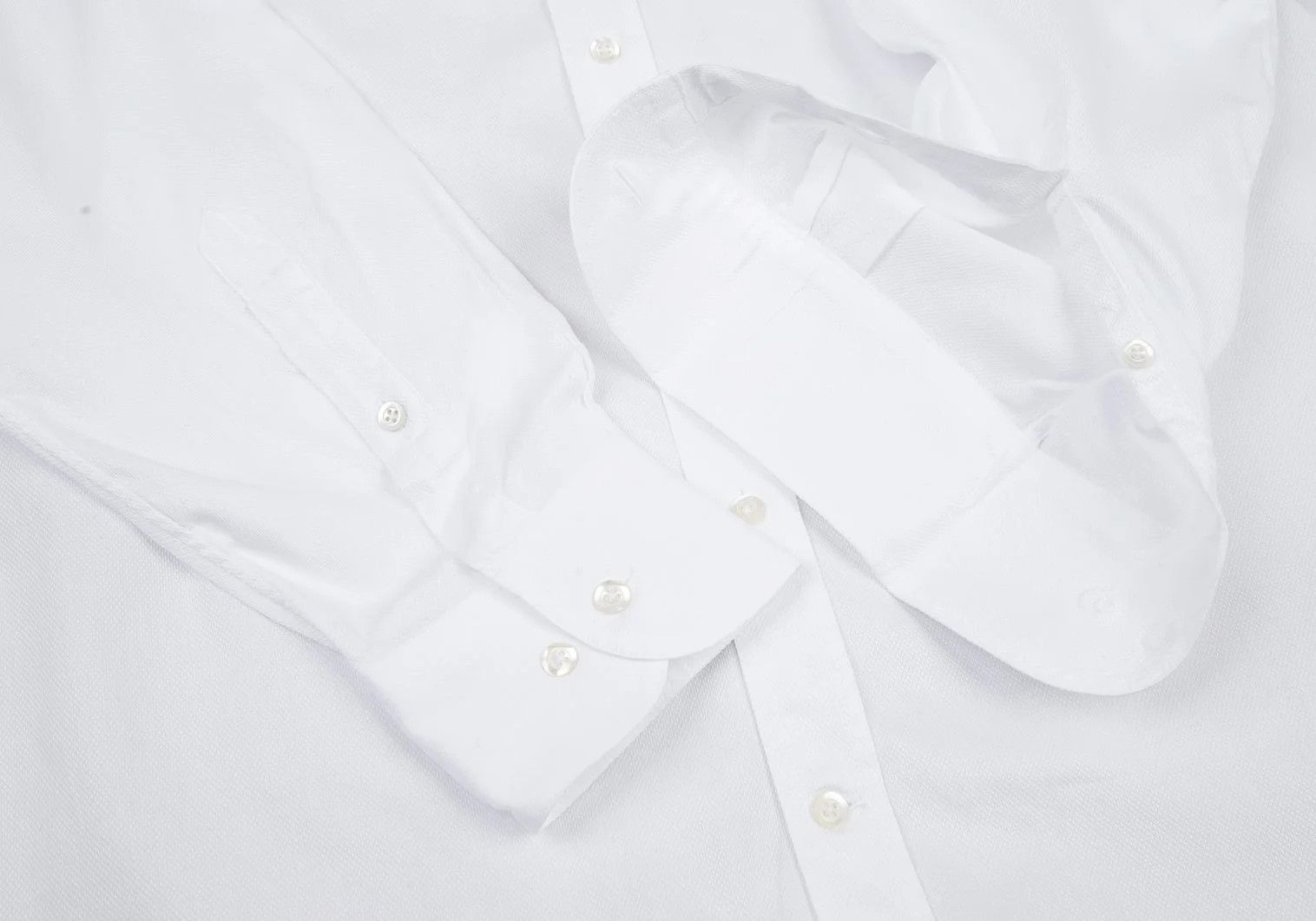 Emporio Armani Cotton Dobby Button-Down Shirt in White, Size 42 Size US XS / EU 42 / 0 - 9 Thumbnail
