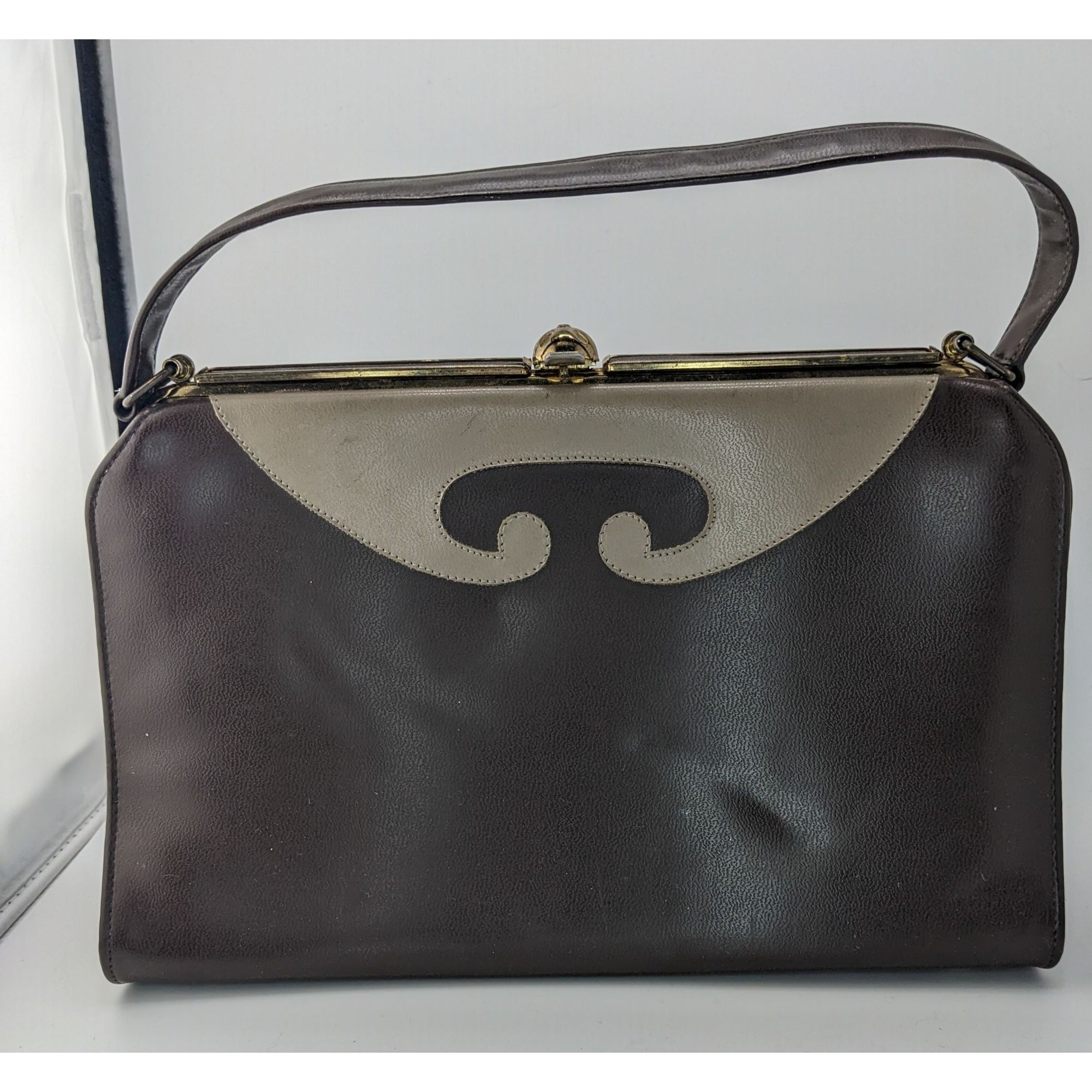 Other Vintage 50s/60s Black & Taupe Mod Handbag Retro Twist Clasp Size ONE SIZE - 6 Thumbnail