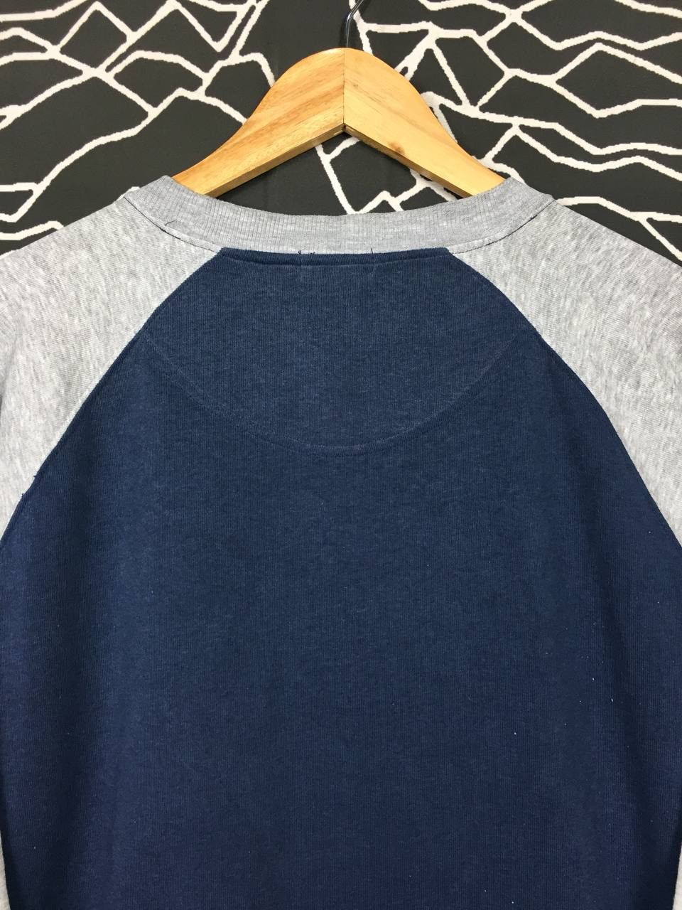 Edwin × Japanese Brand × Vintage Edwin Genuine Quality Embroidered Logo Longsleeve Tee Size US L / EU 52-54 / 3 - 6 Thumbnail