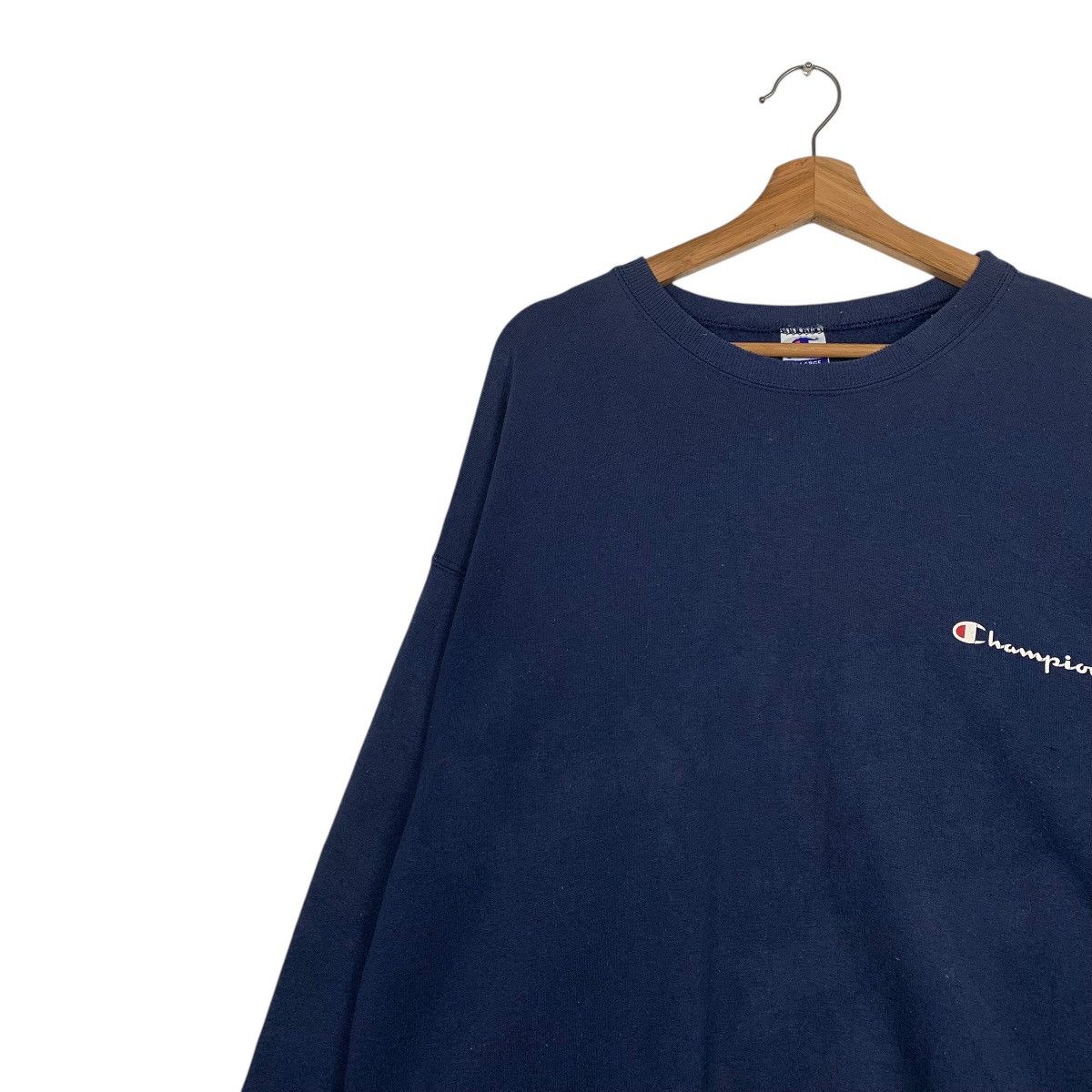 Champion Vintage Champion Crewneck Sweatshirt Size US XL / EU 56 / 4 - 6 Thumbnail