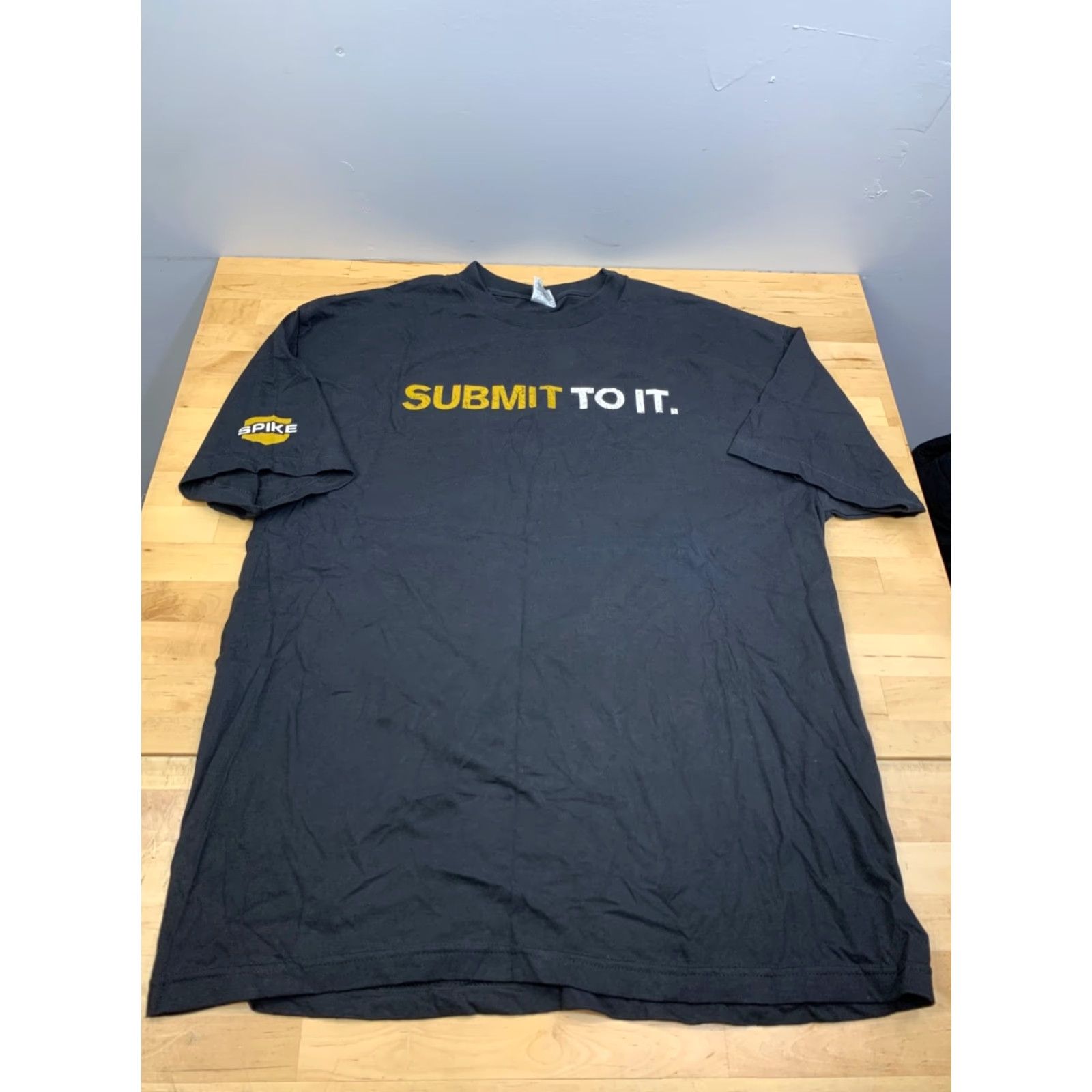 Vintage VINTAGE The Ultimate Fighter Spike TV Promo Shirt Mens XL Black UFC MMA Alstyle Apparel & Activewear T-Shirt (Crew Neck, Short Sleeve) Size US XL / EU 56 / 4 - 3 Thumbnail