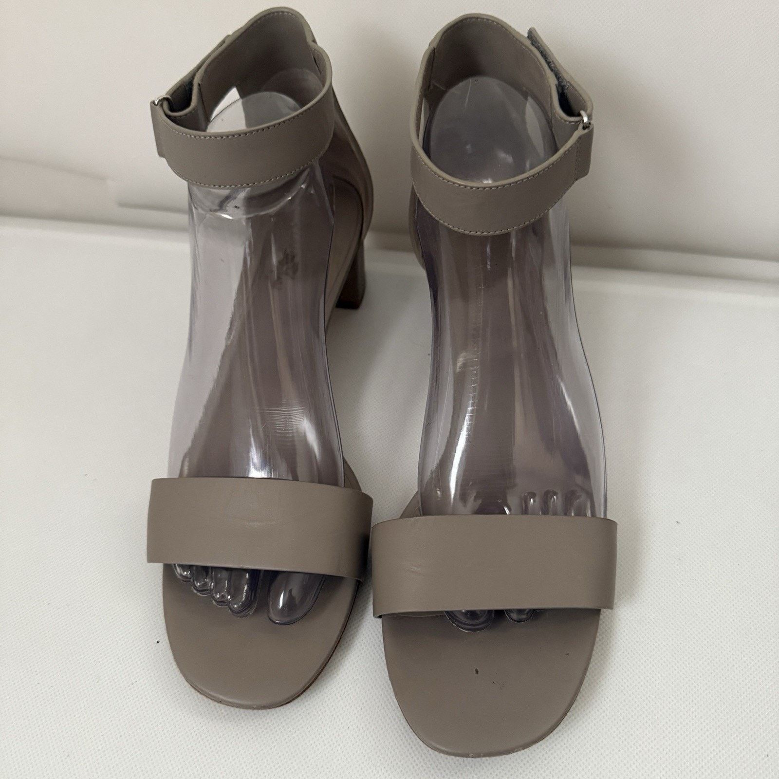 Vince Vince “Rita” Ankle Strap Leather Heeled City Sandals Size US 9.5 / IT 39.5 - 2 Thumbnail