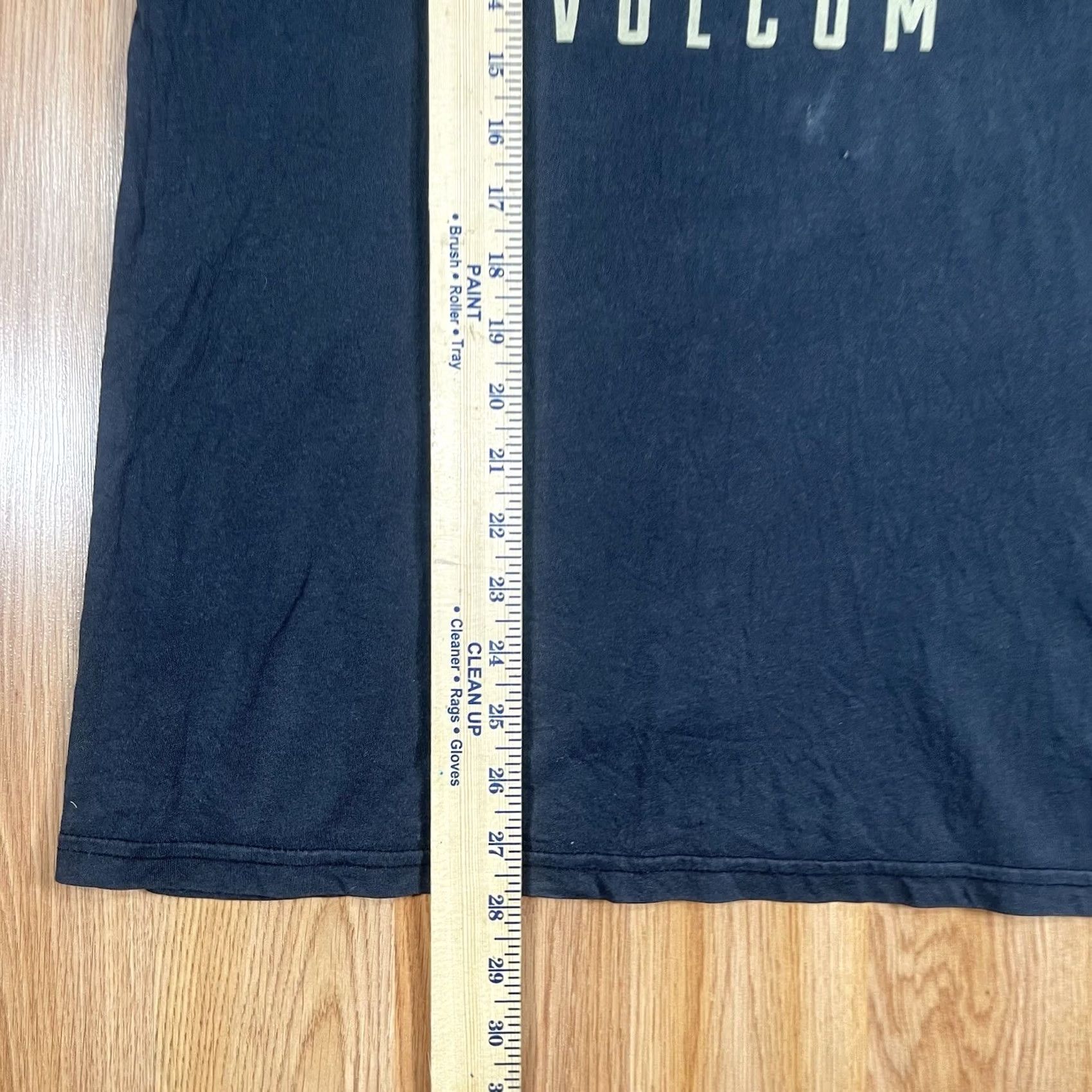 Volcom Volcom T-Shirt Adults L Black Modern Fit Short Sleeve Crew Neck Size US L / EU 52-54 / 3 - 4 Thumbnail