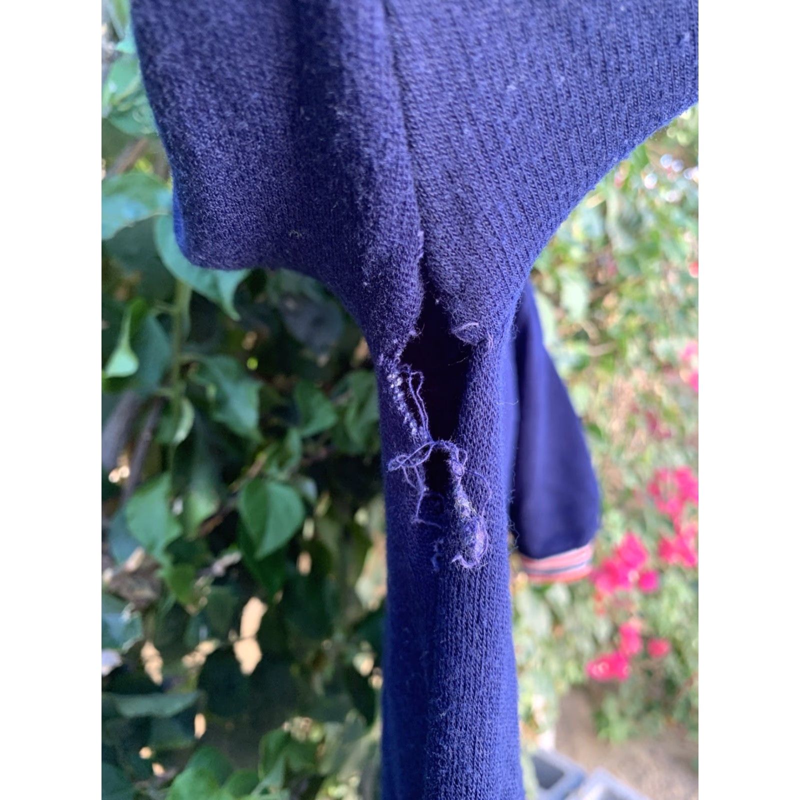 Vintage VINTAGE Short Sleeve Sweatshirt V-Neck Shirt Men M Blue Pullover Fleece Acrylic JCPenney Fashion rights? Size US M / EU 48-50 / 2 - 7 Thumbnail
