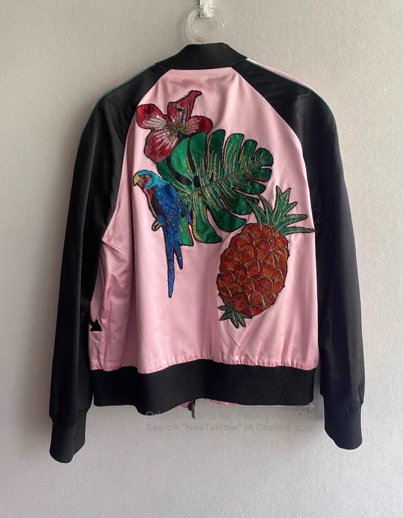 Valentino Valentino Pink embroidered jacket Size M / US 6-8 / IT 42-44 - 2 Thumbnail