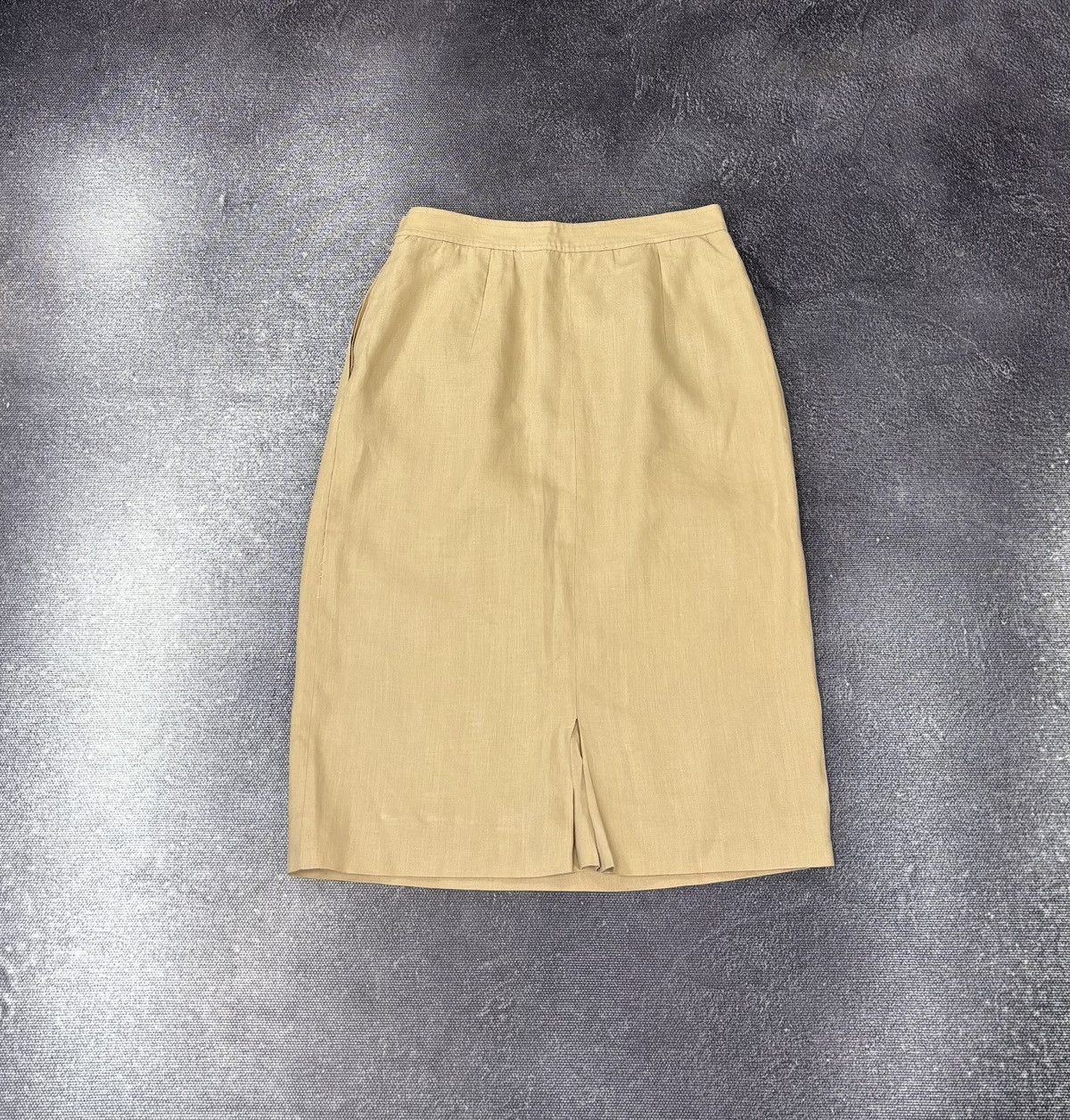 Valentino Vintage Valentino Beige/Yellow Italian Luxury Linen Skirt Size 32" / US 10 / IT 46 - 2 Thumbnail