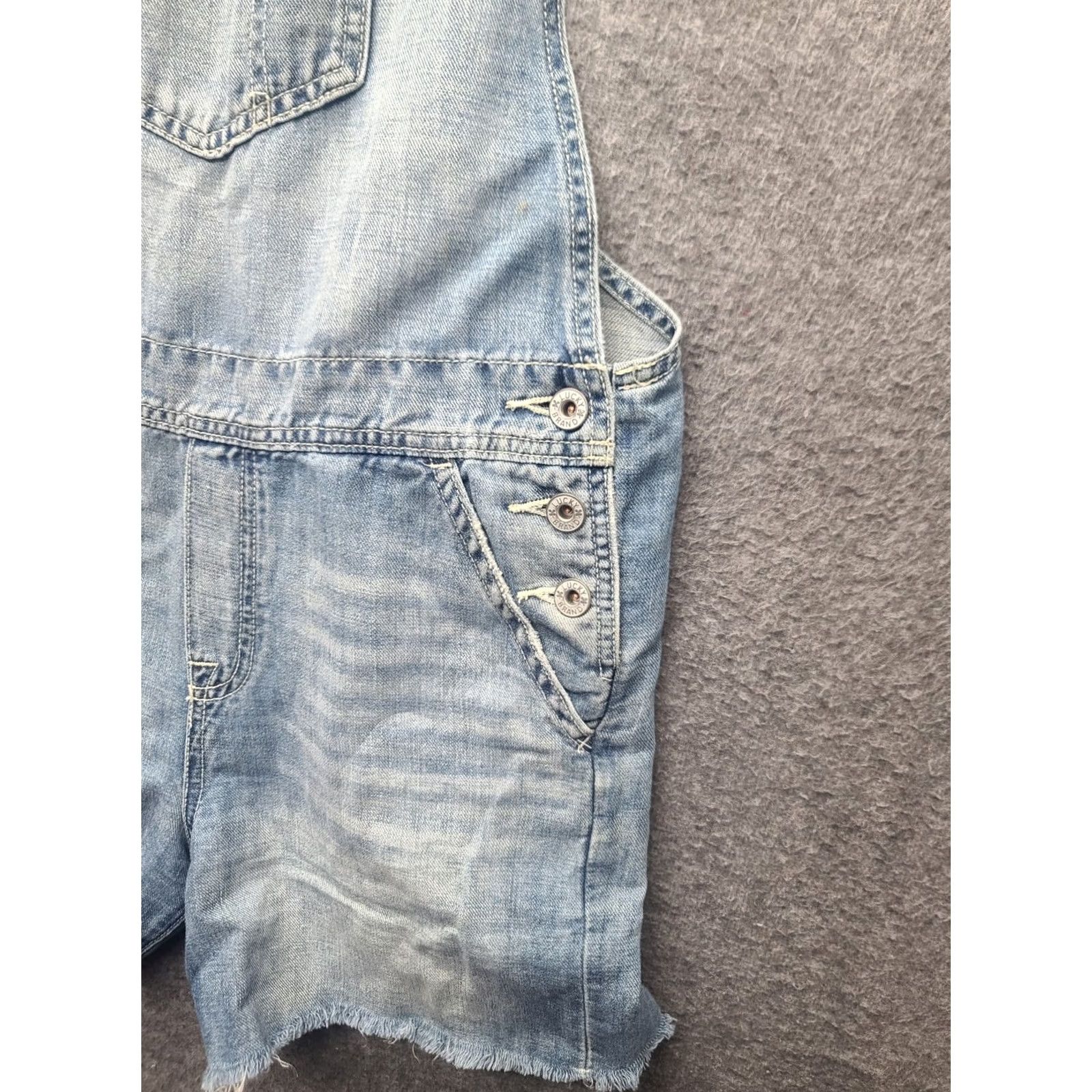 Lucky Brand Lucky Brand Shortalls Womens M Denim Shortalls Distressed Retro Casual Pockets 4 in Inseam Cotton Linen Blue Relaxed Size 32" / US 10 / IT 46 - 7 Thumbnail