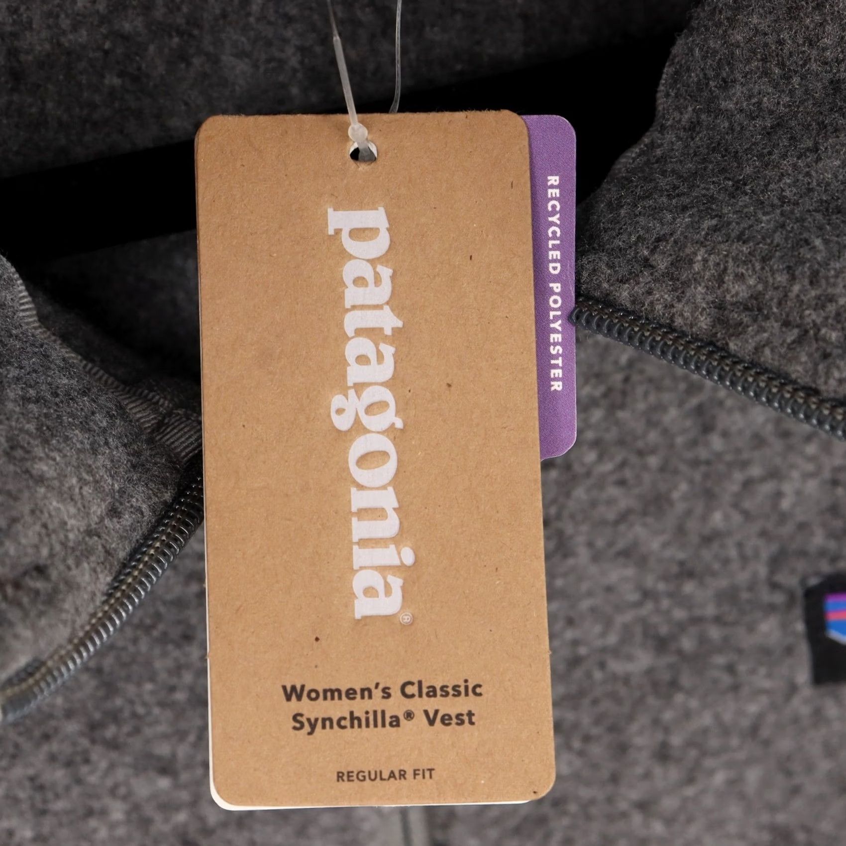 Patagonia Patagonia Vest Womens Classic Synchilla Fleece Nickel Logo Gray L Sleeveless Zip Full Zip Embroidered Casual Size L / US 10 / IT 46 - 2 Thumbnail