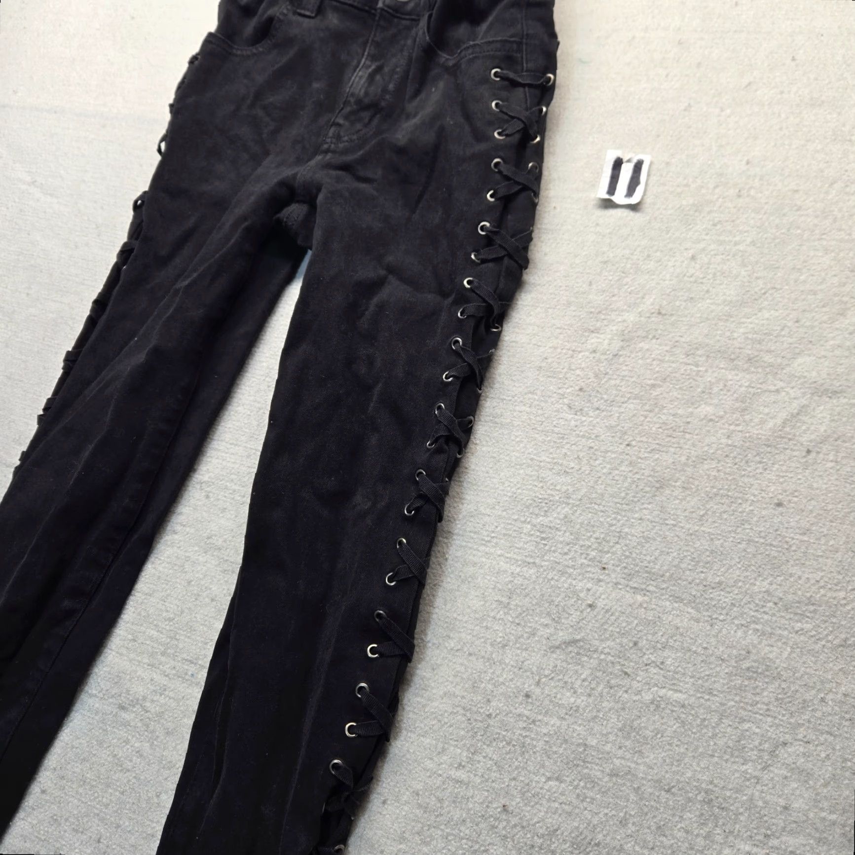 American Eagle Outfitters American Eagle 360 Next Level Stretch Black Hi Rise Jegging Women's Size 0R Jeans Size 25" / US 0 / IT 36 - 3 Thumbnail
