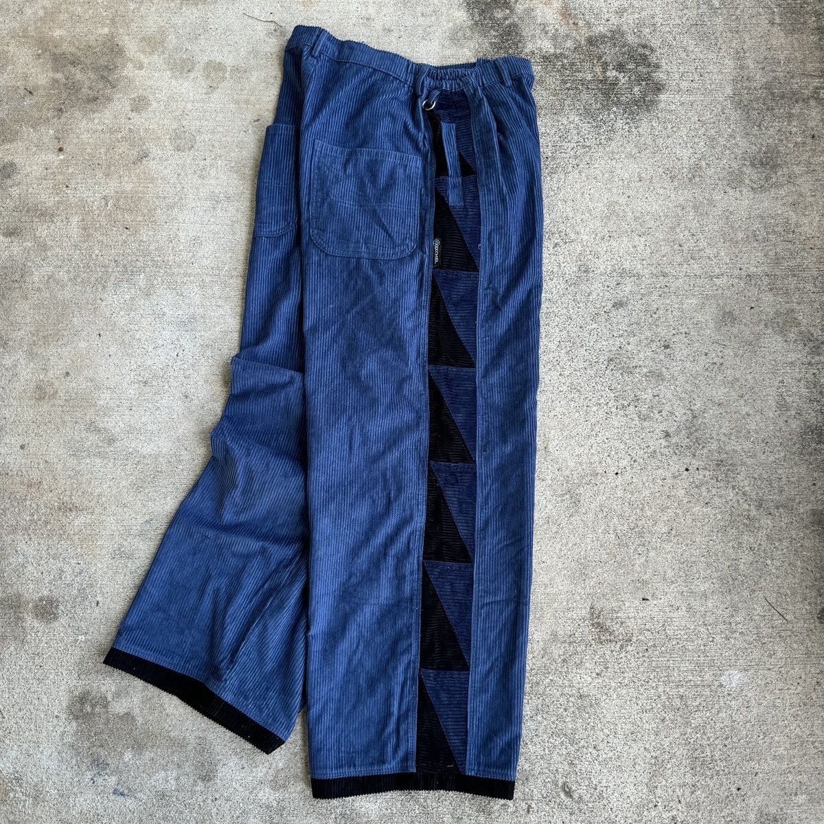 JNCO × Vintage Crazy Vintage 90s jumbo corduroy JNCO style baggy wide leg Size US 32 / EU 48 - 1 Thumbnail