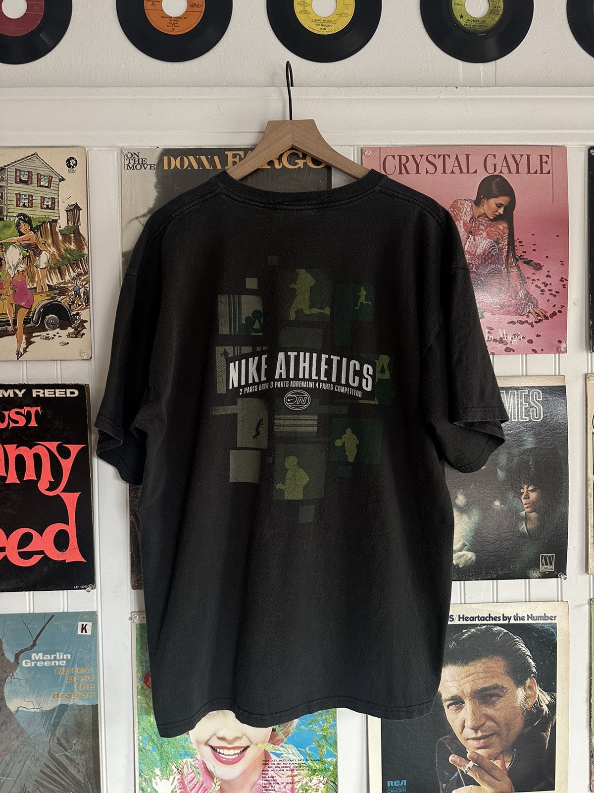 Nike 90s Nike black graphic tee Size US XL / EU 56 / 4 - 1 Thumbnail