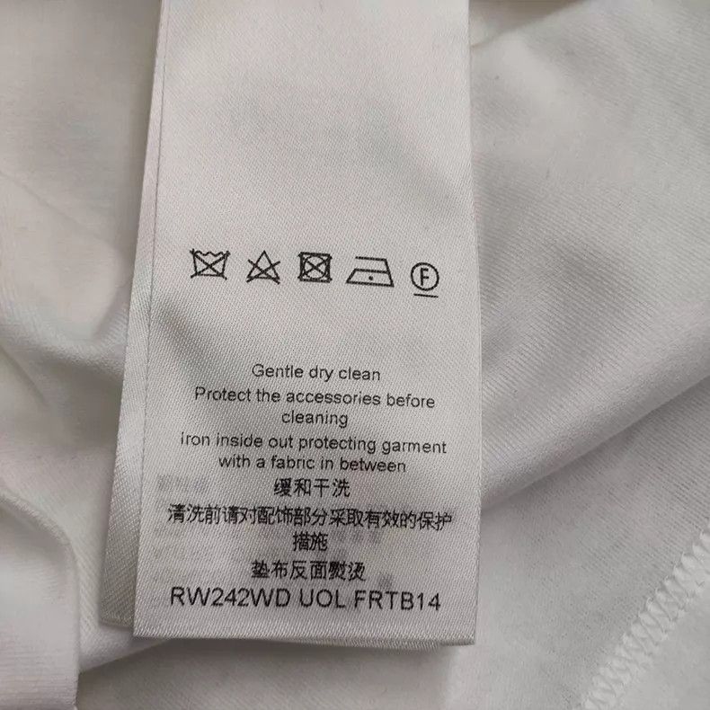 Louis Vuitton Louis Vuitton Black Pegasus Embroidered White short sleeve Size US L / EU 52-54 / 3 - 7 Thumbnail
