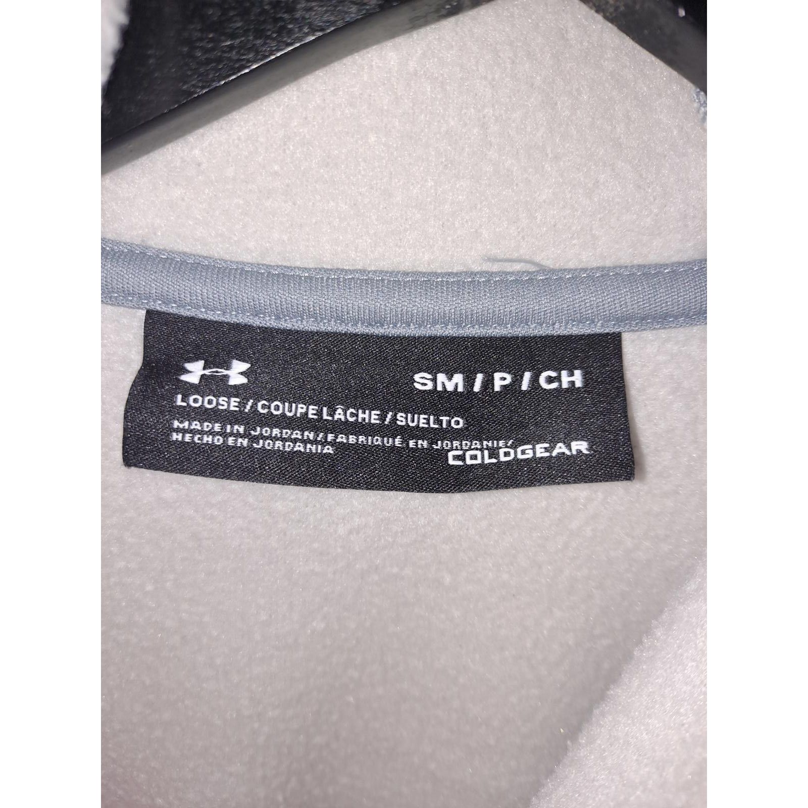 Under Armour Under Armour White with Black Trim Logo on the Front Hooded Size US S / EU 44-46 / 1 - 4 Thumbnail