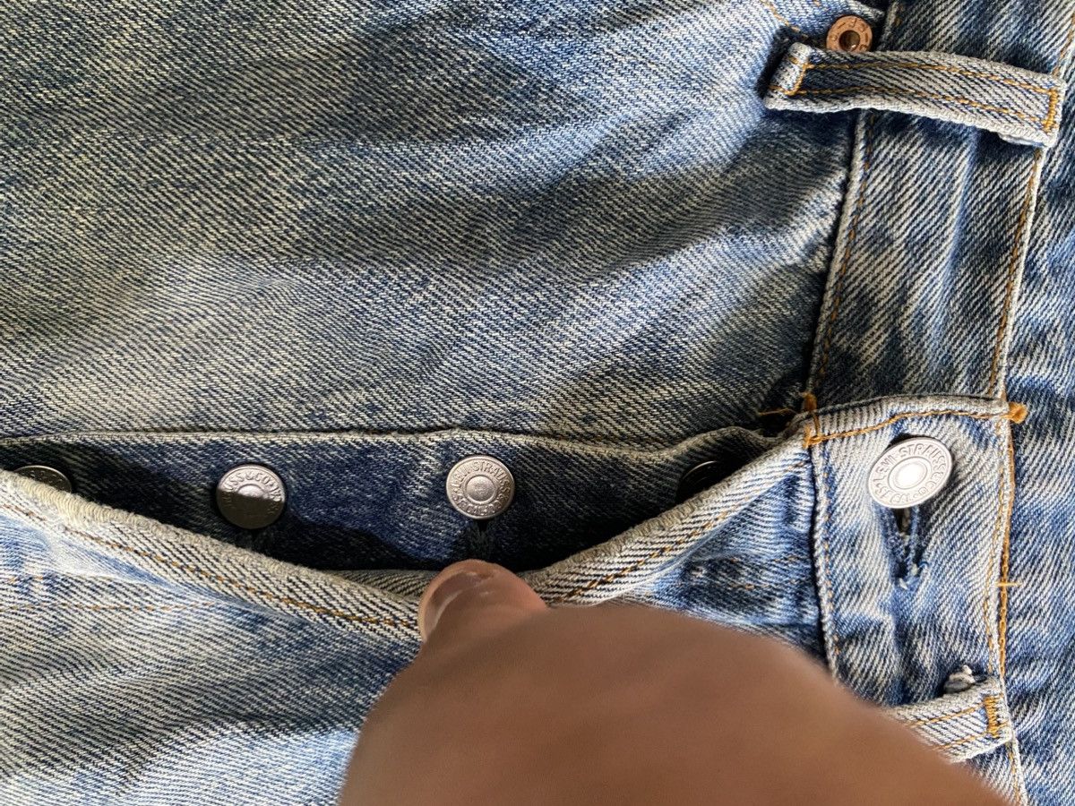 Levi's Vintage Clothing Vintage LEVIS 501 Made In Usa Size US 34 / EU 50 - 5 Thumbnail